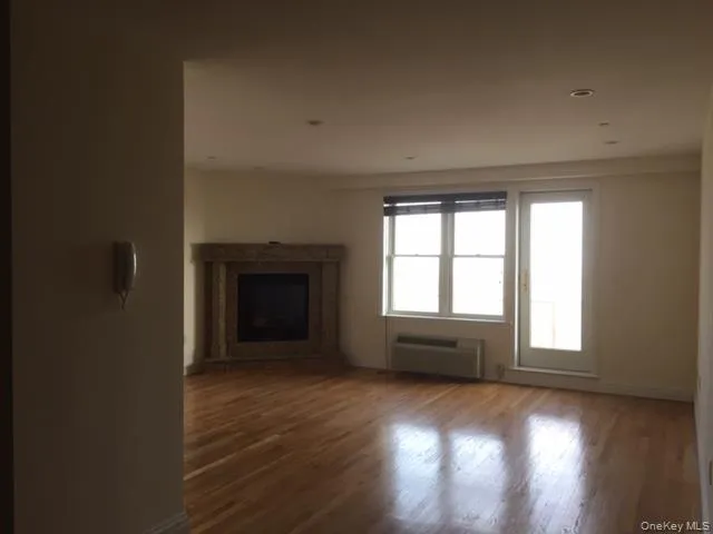 125 Broadway, Long Beach, NY, 2 Bedrooms Bedrooms, 7 Rooms Rooms,2 BathroomsBathrooms,Residential Lease,For Rent,Broadway,0,980843 125 Broadway, Long Beach, NY, 2 Bedrooms Bedrooms, 7 Rooms Rooms,2 BathroomsBathrooms,Residential Lease,For Rent,Broadway,0,980843
