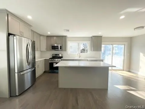 27 Church Street, Highlands, NY, 3 Bedrooms Bedrooms, 6 Rooms Rooms,2 BathroomsBathrooms,Residential Lease,For Rent,Church,0,980844 27 Church Street, Highlands, NY, 3 Bedrooms Bedrooms, 6 Rooms Rooms,2 BathroomsBathrooms,Residential Lease,For Rent,Church,0,980844