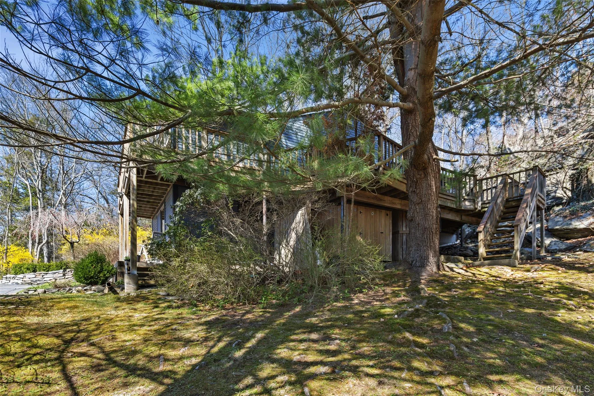 6 Tennis Court Road, Carmel, NY, 4 Bedrooms Bedrooms, 9 Rooms Rooms,3 BathroomsBathrooms,Residential,For Rent,Tennis Court,0,KEY980849 6 Tennis Court Road, Carmel, NY, 4 Bedrooms Bedrooms, 9 Rooms Rooms,3 BathroomsBathrooms,Residential,For Rent,Tennis Court,0,KEY980849