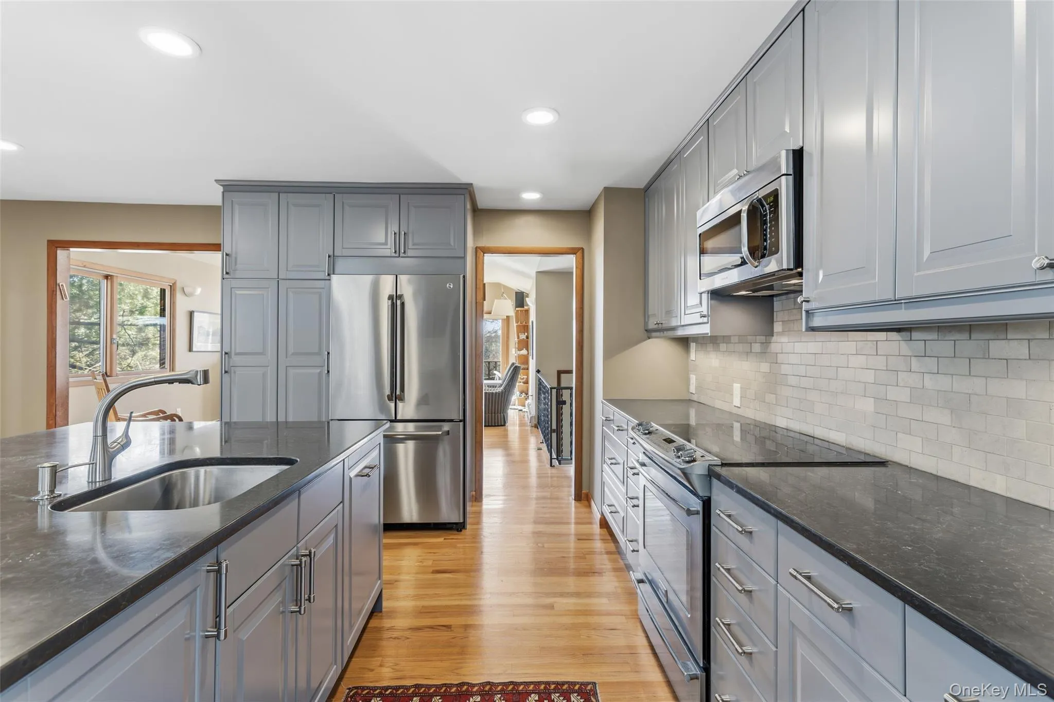 6 Tennis Court Road, Carmel, NY, 4 Bedrooms Bedrooms, 9 Rooms Rooms,3 BathroomsBathrooms,Residential,For Rent,Tennis Court,0,KEY980849 6 Tennis Court Road, Carmel, NY, 4 Bedrooms Bedrooms, 9 Rooms Rooms,3 BathroomsBathrooms,Residential,For Rent,Tennis Court,0,KEY980849