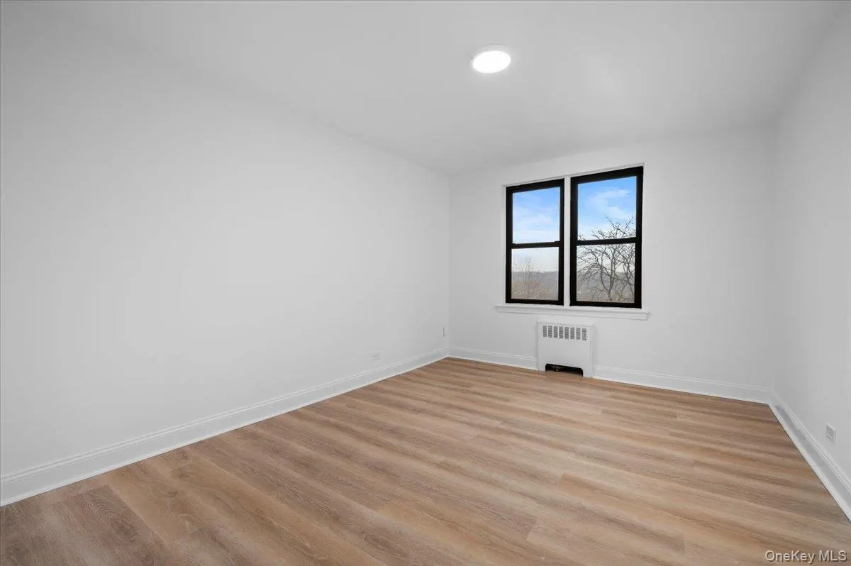 3840 Greystone Avenue, New York, NY, 1 Bedroom Bedrooms, 4 Rooms Rooms,1 BathroomBathrooms,Residential,For Rent,Greystone,0,980872 3840 Greystone Avenue, New York, NY, 1 Bedroom Bedrooms, 4 Rooms Rooms,1 BathroomBathrooms,Residential,For Rent,Greystone,0,980872