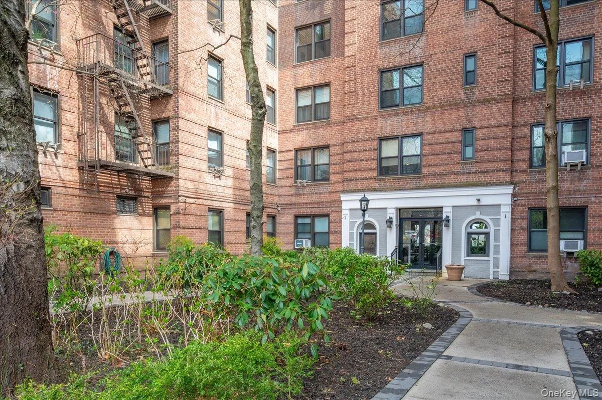 3840 Greystone Avenue, New York, NY, 1 Bedroom Bedrooms, 4 Rooms Rooms,1 BathroomBathrooms,Residential,For Rent,Greystone,0,980872 3840 Greystone Avenue, New York, NY, 1 Bedroom Bedrooms, 4 Rooms Rooms,1 BathroomBathrooms,Residential,For Rent,Greystone,0,980872
