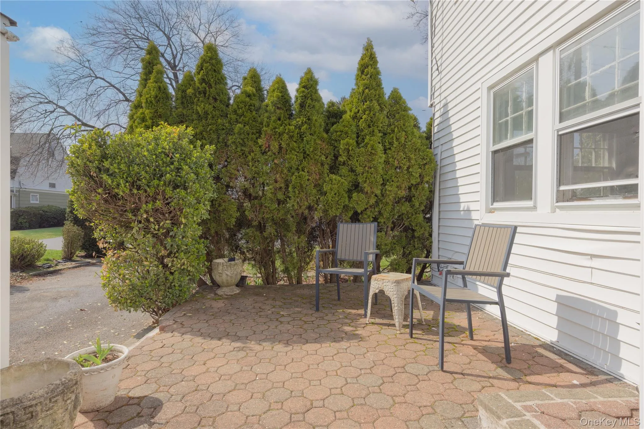 154 Bell Road, Scarsdale, NY, 3 Bedrooms Bedrooms, 7 Rooms Rooms,2 BathroomsBathrooms,Residential Lease,For Rent,Bell,0,980876 154 Bell Road, Scarsdale, NY, 3 Bedrooms Bedrooms, 7 Rooms Rooms,2 BathroomsBathrooms,Residential Lease,For Rent,Bell,0,980876