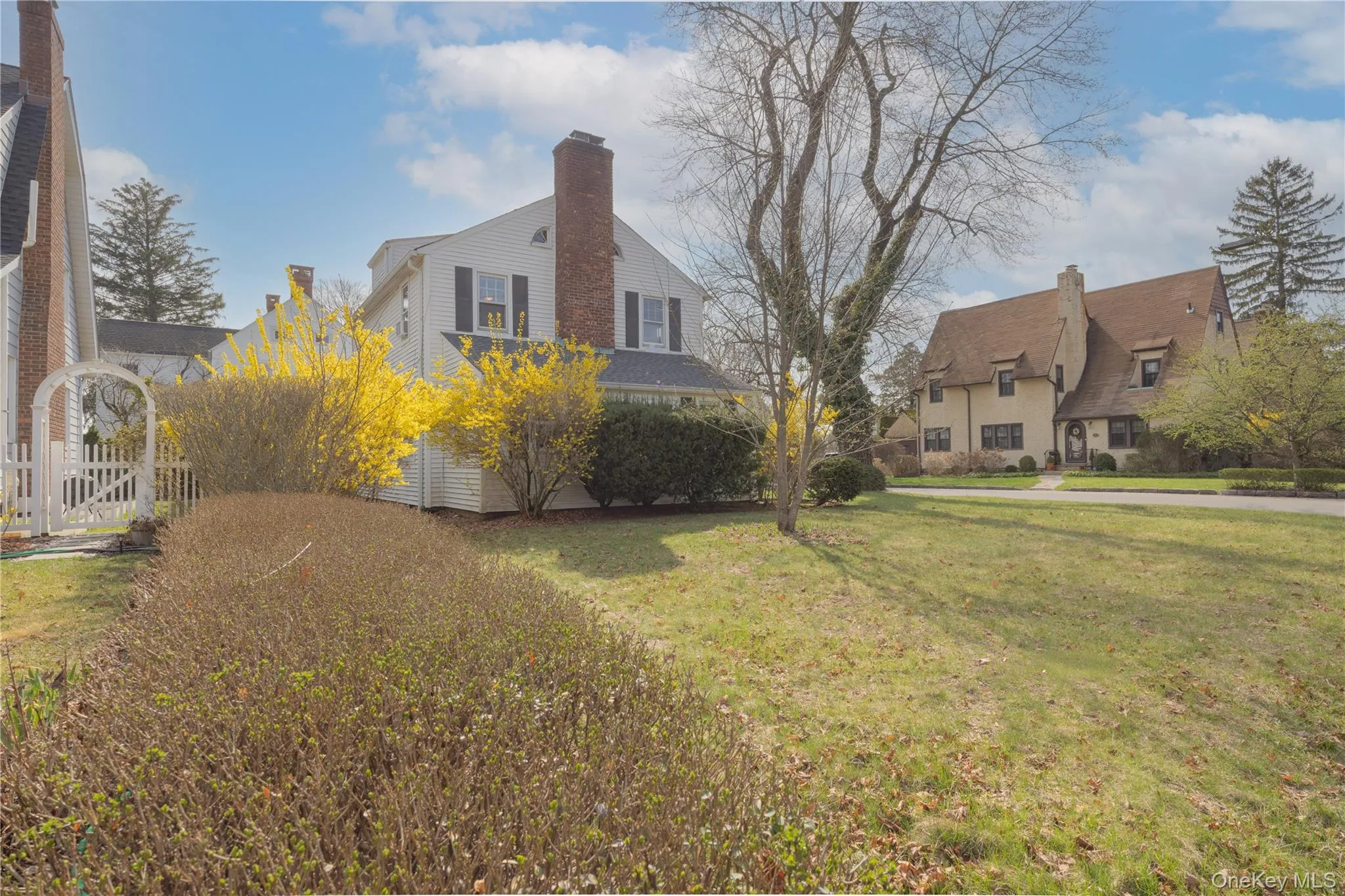 154 Bell Road, Scarsdale, NY, 3 Bedrooms Bedrooms, 7 Rooms Rooms,2 BathroomsBathrooms,Residential Lease,For Rent,Bell,0,980876 154 Bell Road, Scarsdale, NY, 3 Bedrooms Bedrooms, 7 Rooms Rooms,2 BathroomsBathrooms,Residential Lease,For Rent,Bell,0,980876