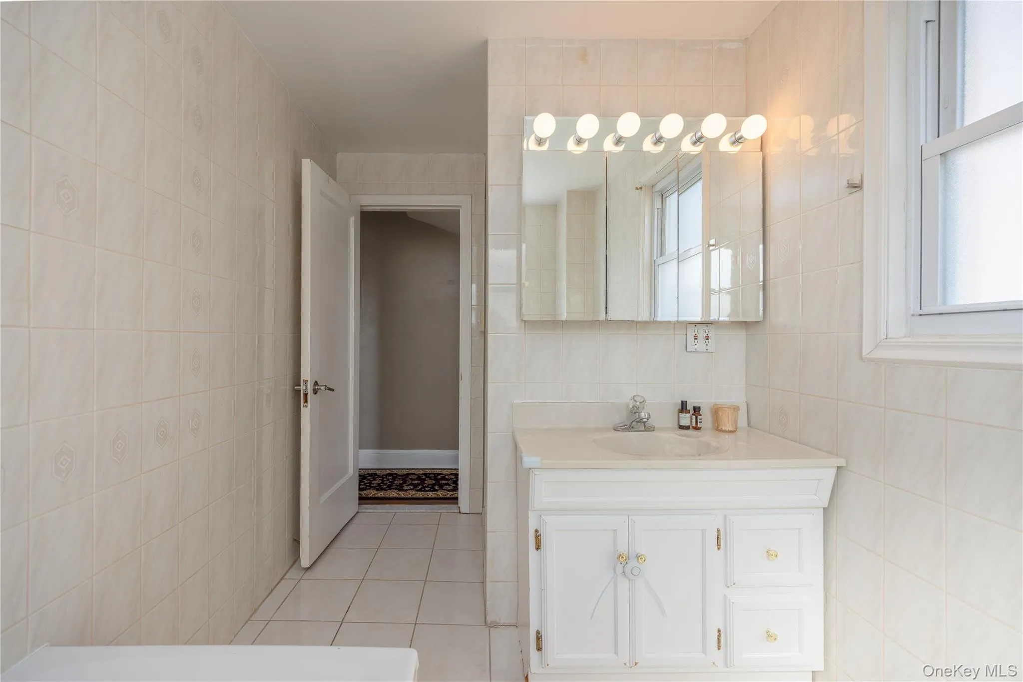 154 Bell Road, Scarsdale, NY, 3 Bedrooms Bedrooms, 7 Rooms Rooms,2 BathroomsBathrooms,Residential Lease,For Rent,Bell,0,980876 154 Bell Road, Scarsdale, NY, 3 Bedrooms Bedrooms, 7 Rooms Rooms,2 BathroomsBathrooms,Residential Lease,For Rent,Bell,0,980876