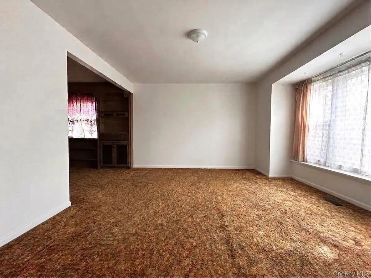 20030 39th Avenue, New York, NY, 3 Bedrooms Bedrooms, 7 Rooms Rooms,1 BathroomBathrooms,Residential,For Rent,39th,0,980877 20030 39th Avenue, New York, NY, 3 Bedrooms Bedrooms, 7 Rooms Rooms,1 BathroomBathrooms,Residential,For Rent,39th,0,980877