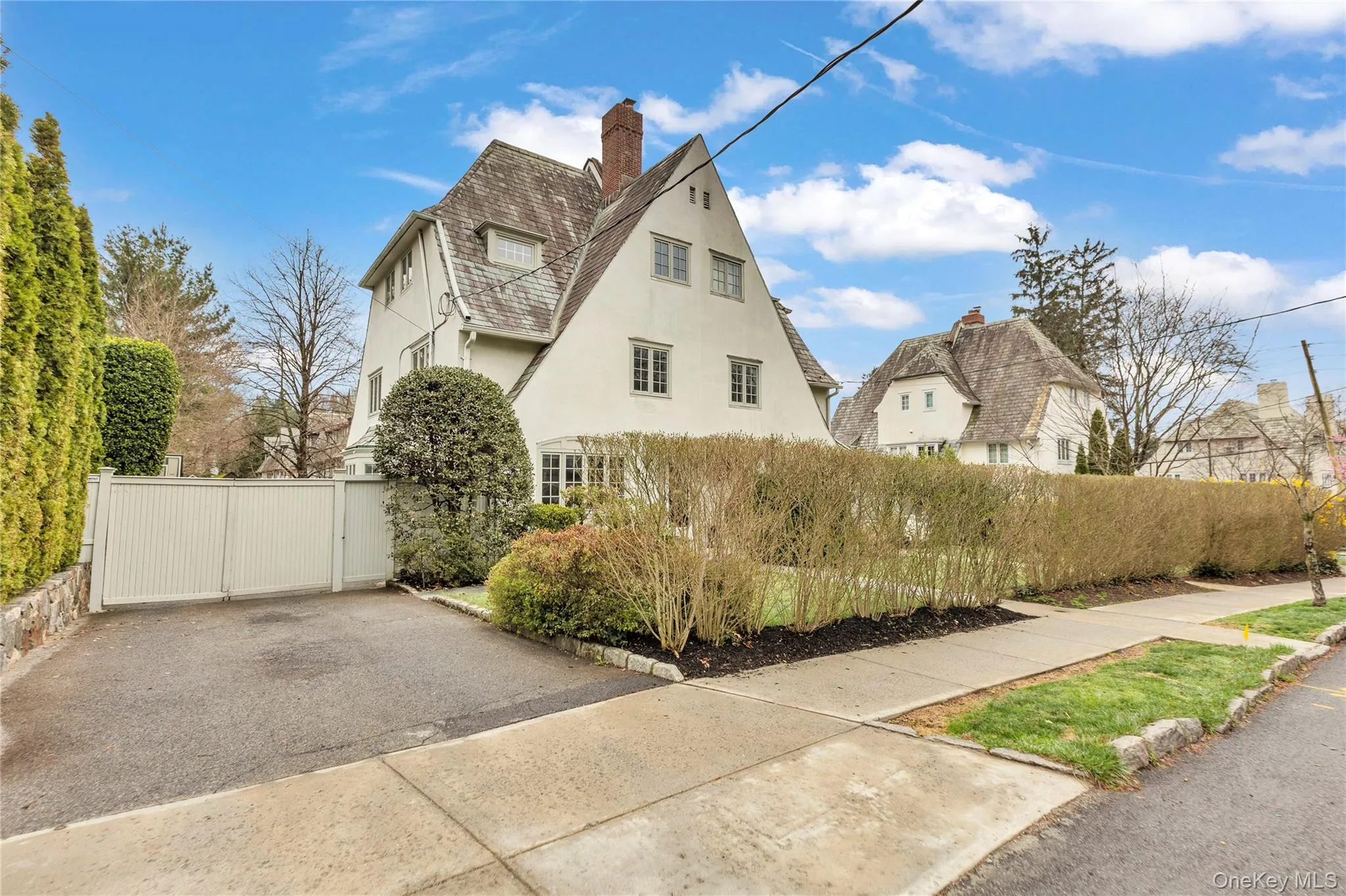 42 Tanglewylde Avenue, Eastchester, NY, 4 Bedrooms Bedrooms, 8 Rooms Rooms,3 BathroomsBathrooms,Residential Lease,For Rent,Tanglewylde,0,980896 42 Tanglewylde Avenue, Eastchester, NY, 4 Bedrooms Bedrooms, 8 Rooms Rooms,3 BathroomsBathrooms,Residential Lease,For Rent,Tanglewylde,0,980896