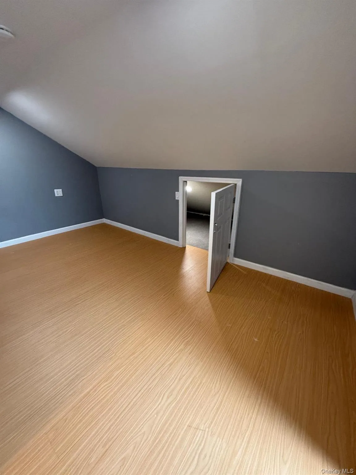 152 OLIVER AVENUE, Yonkers, NY, 3 Bedrooms Bedrooms, 6 Rooms Rooms,1 BathroomBathrooms,Residential Lease,For Rent,OLIVER AVENUE,0,980906 152 OLIVER AVENUE, Yonkers, NY, 3 Bedrooms Bedrooms, 6 Rooms Rooms,1 BathroomBathrooms,Residential Lease,For Rent,OLIVER AVENUE,0,980906