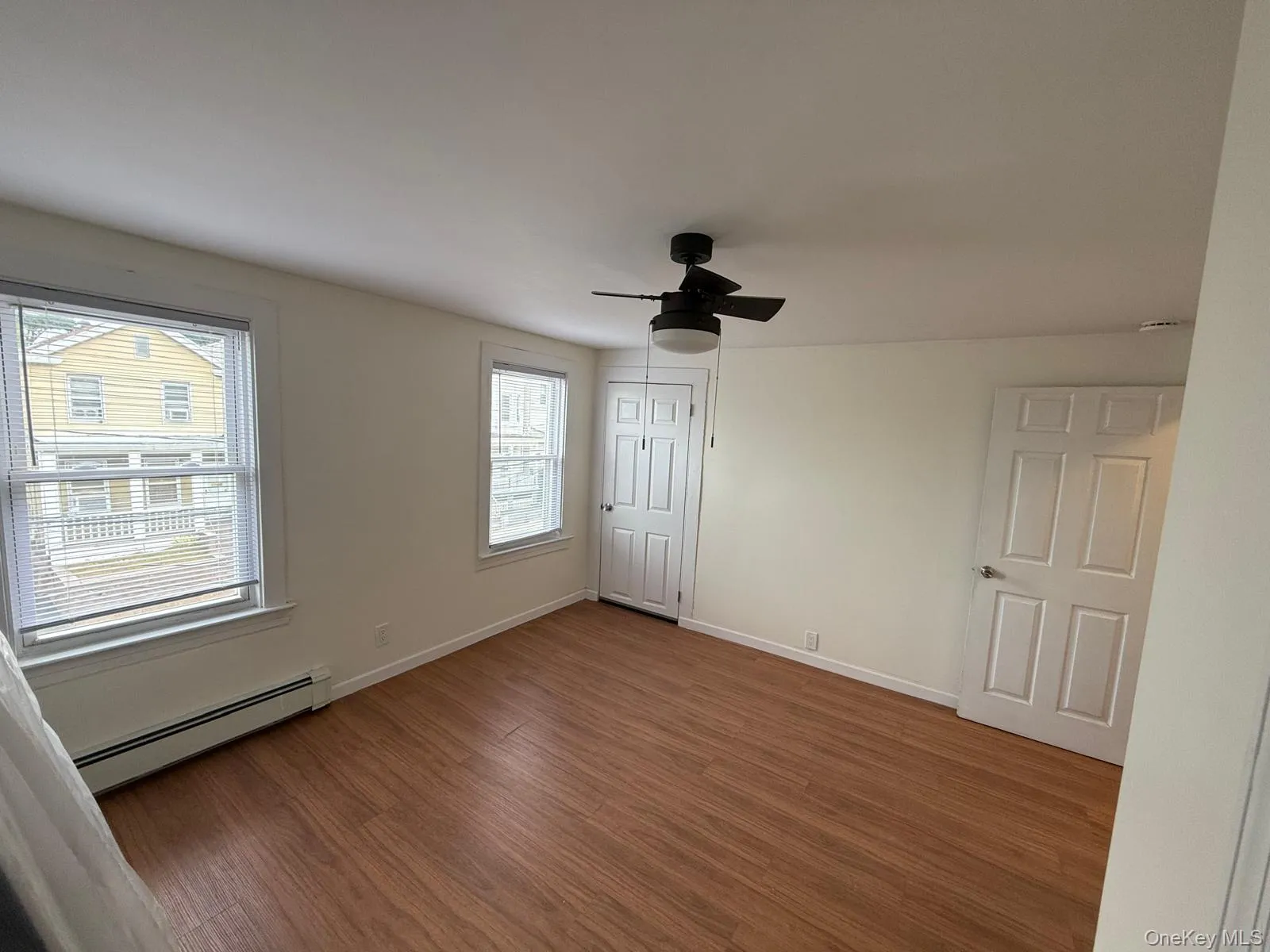 152 OLIVER AVENUE, Yonkers, NY, 3 Bedrooms Bedrooms, 6 Rooms Rooms,1 BathroomBathrooms,Residential Lease,For Rent,OLIVER AVENUE,0,980906 152 OLIVER AVENUE, Yonkers, NY, 3 Bedrooms Bedrooms, 6 Rooms Rooms,1 BathroomBathrooms,Residential Lease,For Rent,OLIVER AVENUE,0,980906