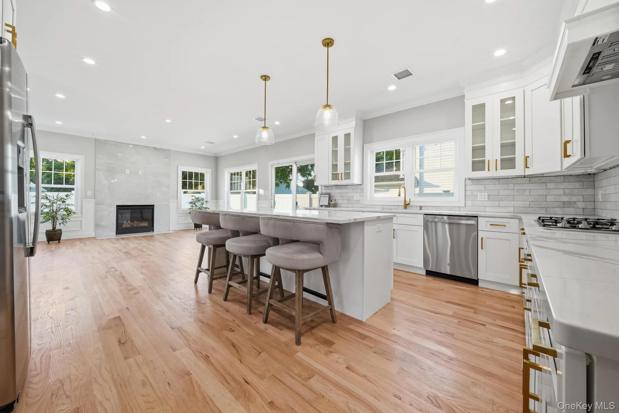 43 Barter Lane, Oyster Bay, NY, 5 Bedrooms Bedrooms, 9 Rooms Rooms,3 BathroomsBathrooms,Residential,For Rent,Barter,0,980913 43 Barter Lane, Oyster Bay, NY, 5 Bedrooms Bedrooms, 9 Rooms Rooms,3 BathroomsBathrooms,Residential,For Rent,Barter,0,980913