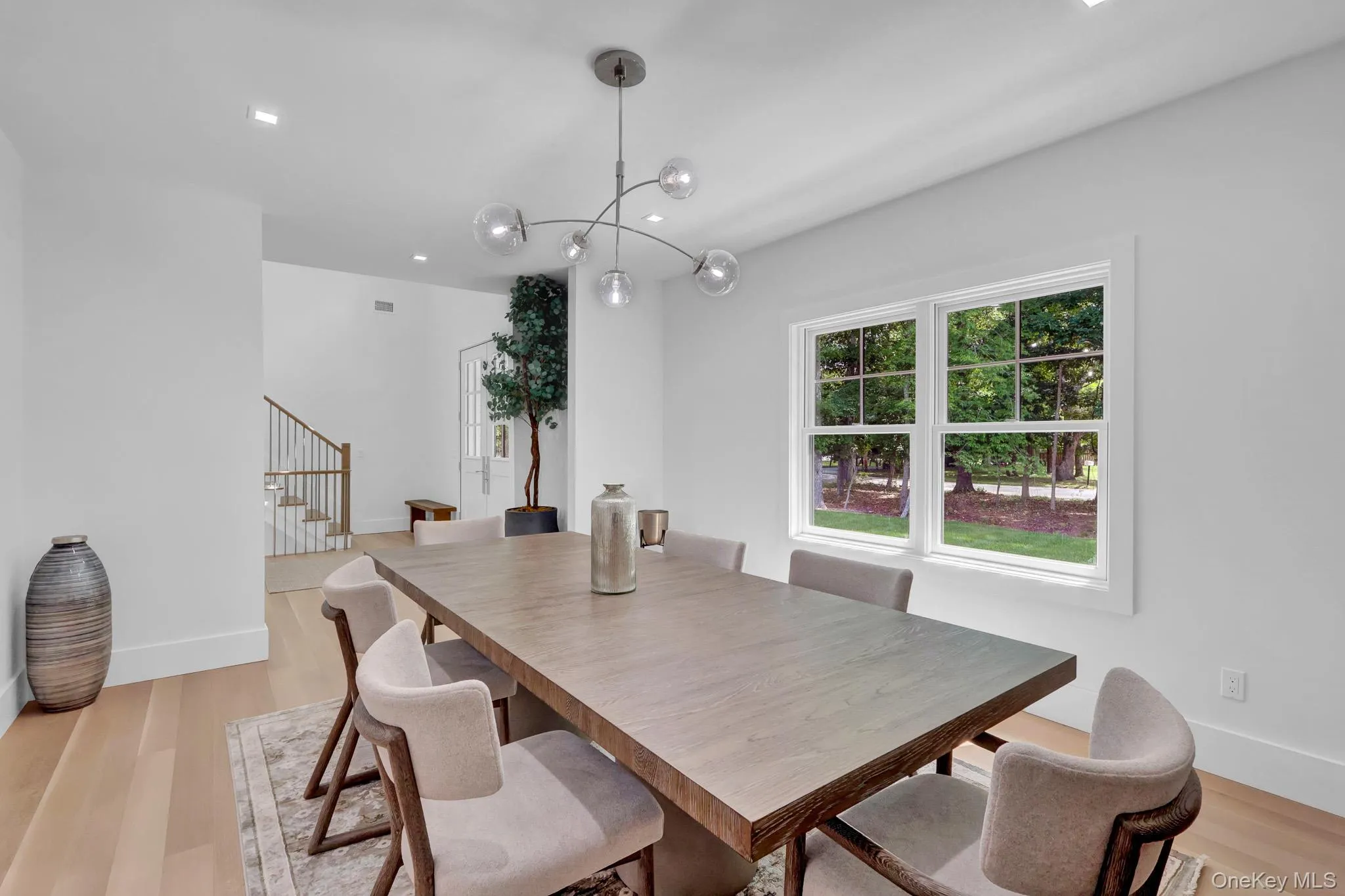 69 Jagger Lane, Southampton, New York 11977