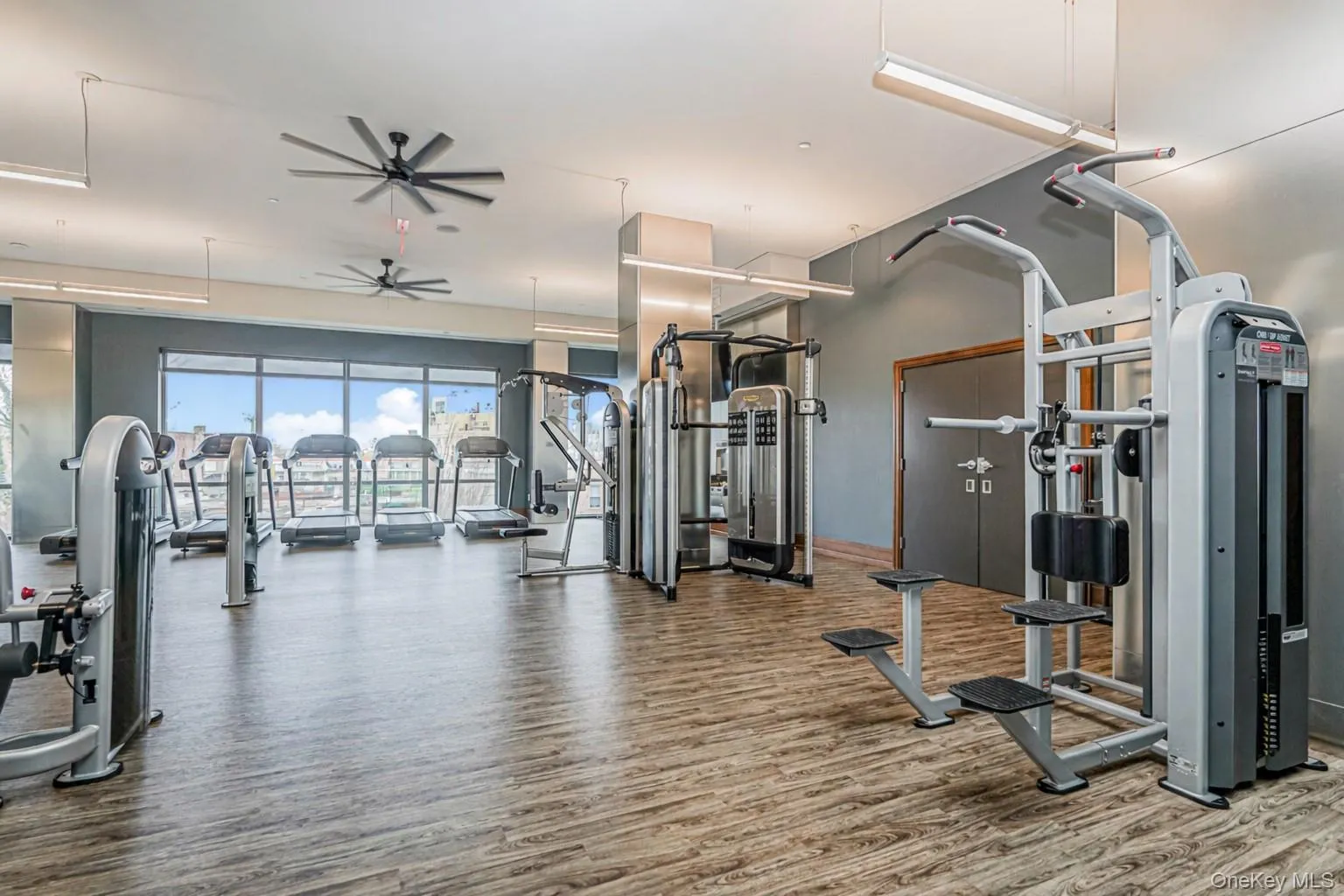 1501 Voorhies Avenue, New York, NY, 1 Bedroom Bedrooms, 2 Rooms Rooms,1 BathroomBathrooms,Residential Sale,For Rent,Voorhies,0,980924 1501 Voorhies Avenue, New York, NY, 1 Bedroom Bedrooms, 2 Rooms Rooms,1 BathroomBathrooms,Residential Sale,For Rent,Voorhies,0,980924