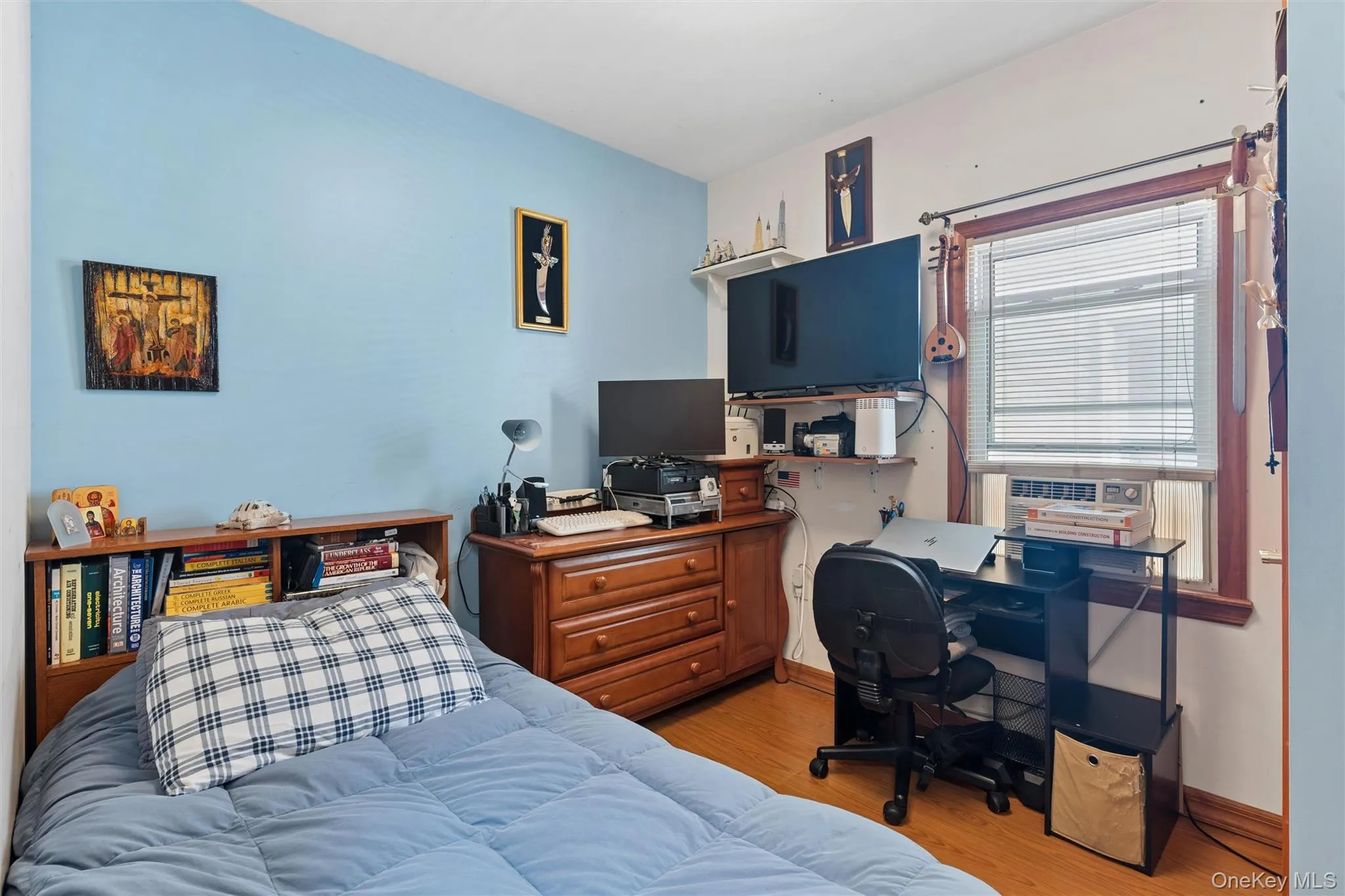 33-22 Jordan Street, New York, NY, 3 Bedrooms Bedrooms, 6 Rooms Rooms,1 BathroomBathrooms,Residential,For Rent,Jordan,0,980952 33-22 Jordan Street, New York, NY, 3 Bedrooms Bedrooms, 6 Rooms Rooms,1 BathroomBathrooms,Residential,For Rent,Jordan,0,980952