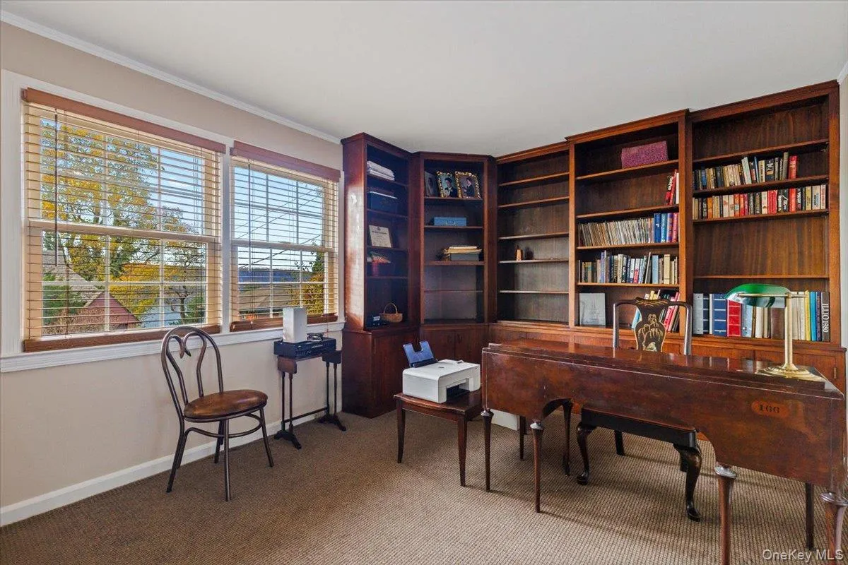 Office can easily be used as a 5th bedroom. Office can easily be used as a 5th bedroom.
