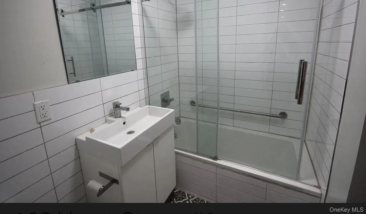 103 Varet Street, New York, NY, 1 Bedroom Bedrooms, 3 Rooms Rooms,1 BathroomBathrooms,Residential Lease,For Rent,Varet,0,980961 103 Varet Street, New York, NY, 1 Bedroom Bedrooms, 3 Rooms Rooms,1 BathroomBathrooms,Residential Lease,For Rent,Varet,0,980961
