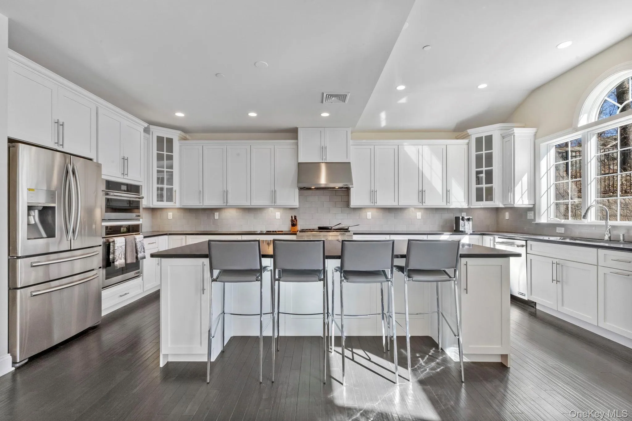 11 Fraydun Lane, Eastchester, NY, 5 Bedrooms Bedrooms, 11 Rooms Rooms,5 BathroomsBathrooms,Residential Lease,For Rent,Fraydun,0,980967 11 Fraydun Lane, Eastchester, NY, 5 Bedrooms Bedrooms, 11 Rooms Rooms,5 BathroomsBathrooms,Residential Lease,For Rent,Fraydun,0,980967