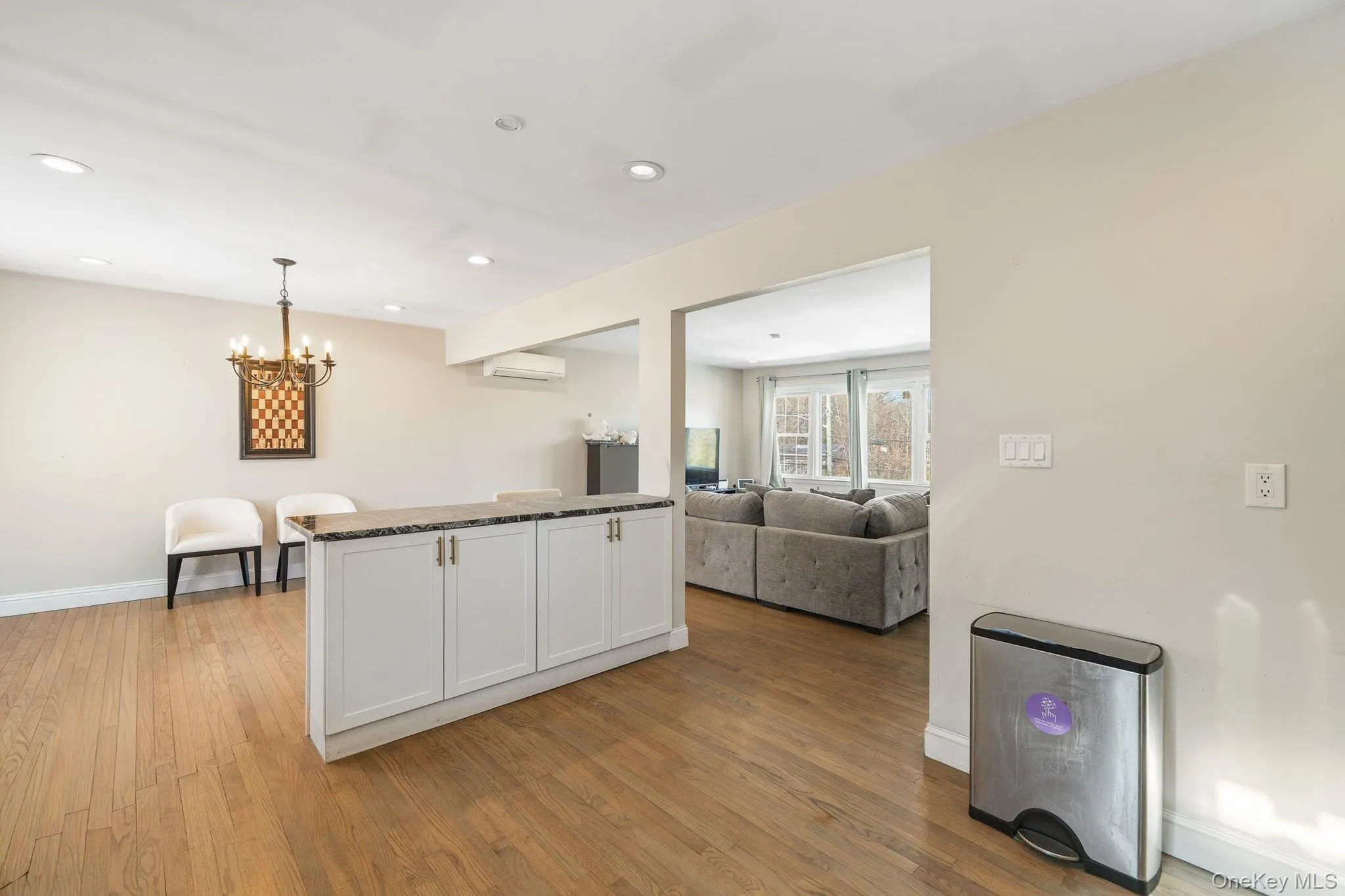 14 Dickinson Avenue, Clarkstown, NY, 4 Bedrooms Bedrooms, 10 Rooms Rooms,2 BathroomsBathrooms,Residential Sale,For Rent,Dickinson,0,980982 14 Dickinson Avenue, Clarkstown, NY, 4 Bedrooms Bedrooms, 10 Rooms Rooms,2 BathroomsBathrooms,Residential Sale,For Rent,Dickinson,0,980982