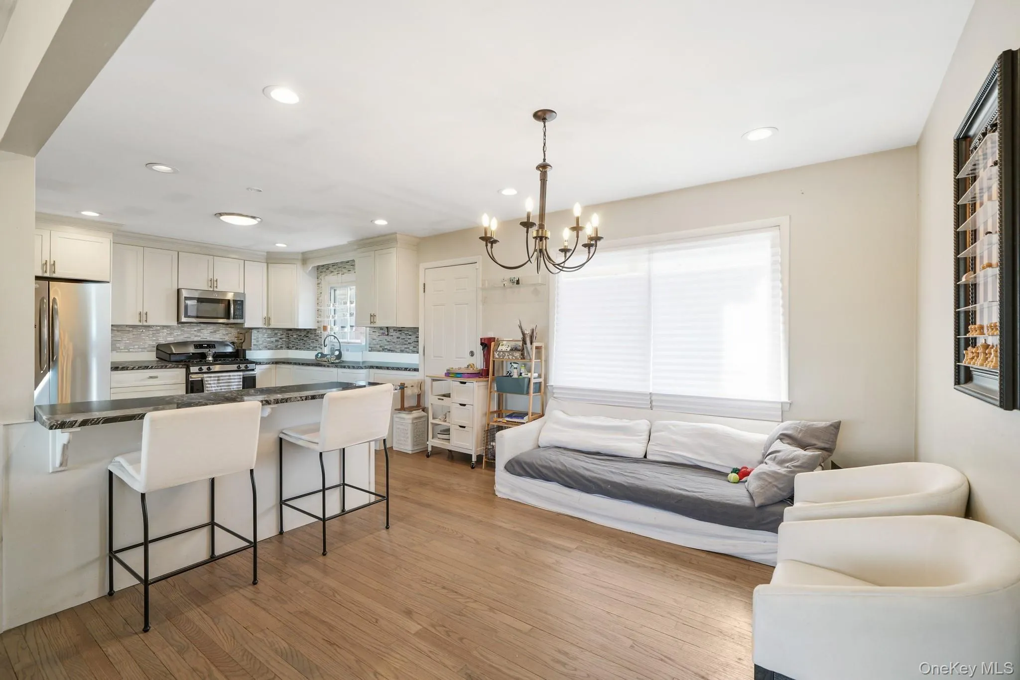 14 Dickinson Avenue, Clarkstown, NY, 4 Bedrooms Bedrooms, 10 Rooms Rooms,2 BathroomsBathrooms,Residential Sale,For Rent,Dickinson,0,980982 14 Dickinson Avenue, Clarkstown, NY, 4 Bedrooms Bedrooms, 10 Rooms Rooms,2 BathroomsBathrooms,Residential Sale,For Rent,Dickinson,0,980982