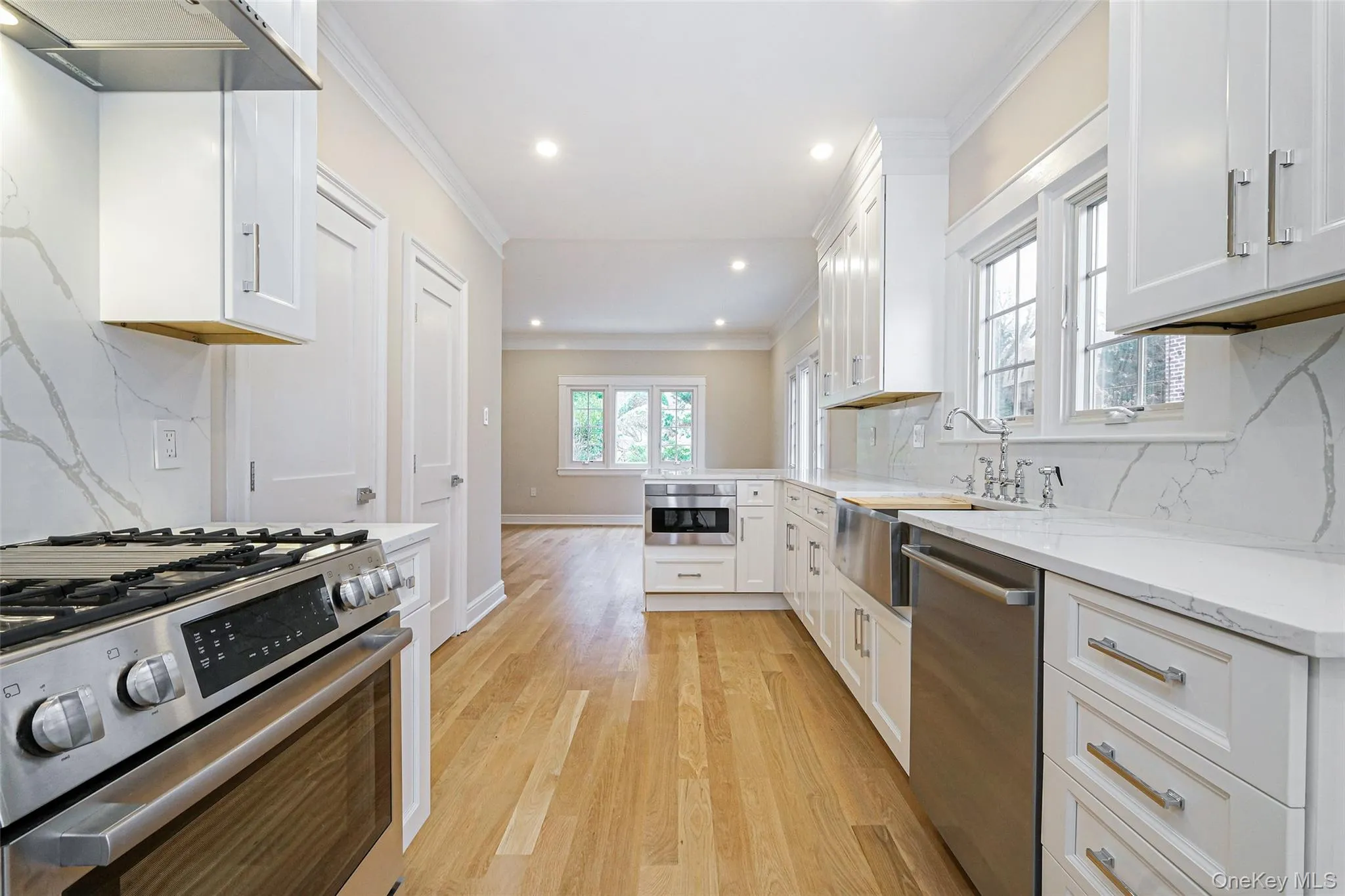 38 Sagamore Road, Eastchester, NY, 6 Bedrooms Bedrooms, 9 Rooms Rooms,3 BathroomsBathrooms,Residential Lease,For Rent,Sagamore,0,981001 38 Sagamore Road, Eastchester, NY, 6 Bedrooms Bedrooms, 9 Rooms Rooms,3 BathroomsBathrooms,Residential Lease,For Rent,Sagamore,0,981001