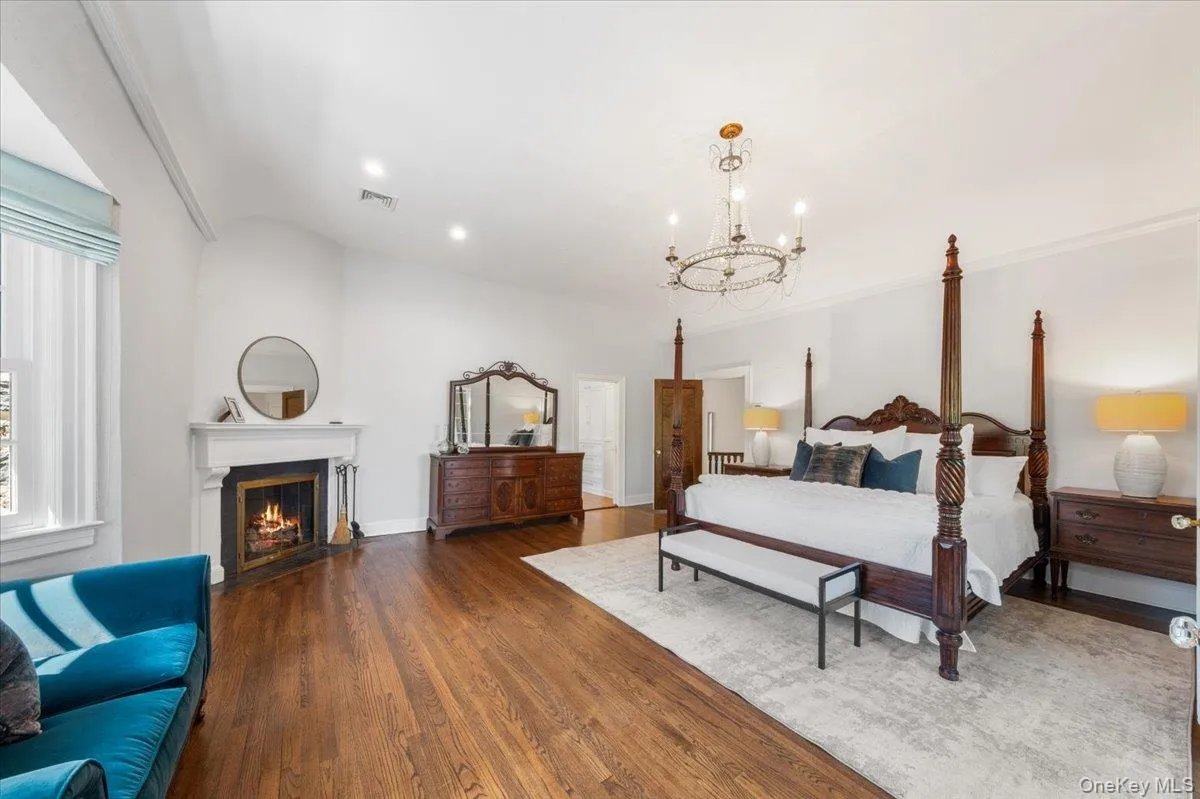 56 Park Avenue, Mamaroneck, NY, 5 Bedrooms Bedrooms, 11 Rooms Rooms,5 BathroomsBathrooms,Residential,For Rent,Park,0,981012 56 Park Avenue, Mamaroneck, NY, 5 Bedrooms Bedrooms, 11 Rooms Rooms,5 BathroomsBathrooms,Residential,For Rent,Park,0,981012