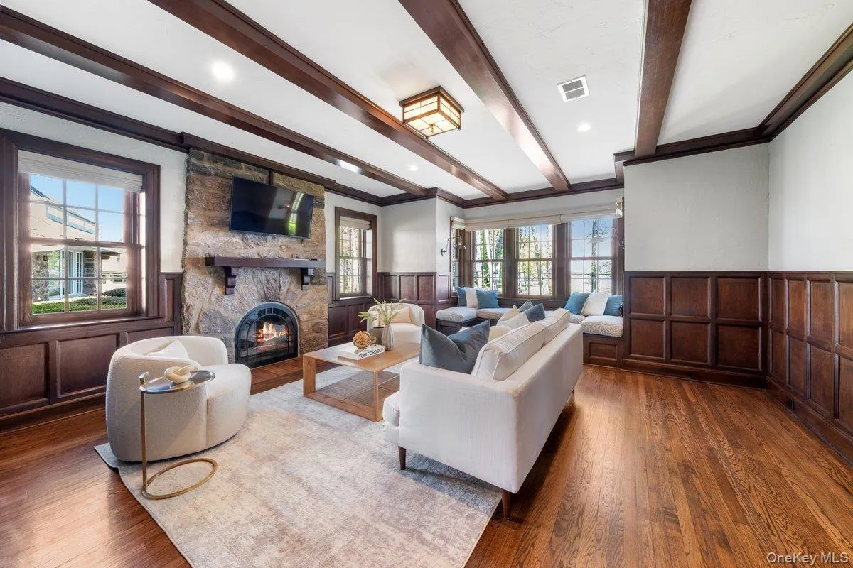 56 Park Avenue, Mamaroneck, NY, 5 Bedrooms Bedrooms, 11 Rooms Rooms,5 BathroomsBathrooms,Residential,For Rent,Park,0,981012 56 Park Avenue, Mamaroneck, NY, 5 Bedrooms Bedrooms, 11 Rooms Rooms,5 BathroomsBathrooms,Residential,For Rent,Park,0,981012