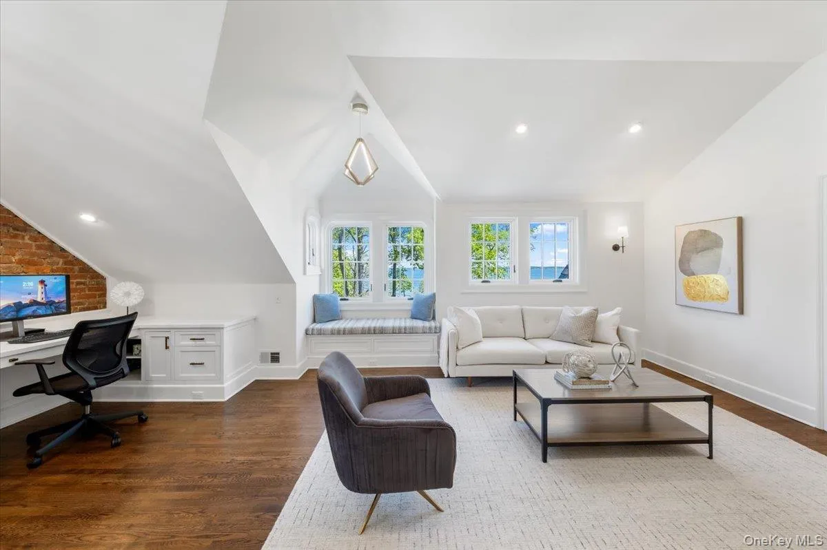 56 Park Avenue, Mamaroneck, NY, 5 Bedrooms Bedrooms, 11 Rooms Rooms,5 BathroomsBathrooms,Residential,For Rent,Park,0,981012 56 Park Avenue, Mamaroneck, NY, 5 Bedrooms Bedrooms, 11 Rooms Rooms,5 BathroomsBathrooms,Residential,For Rent,Park,0,981012