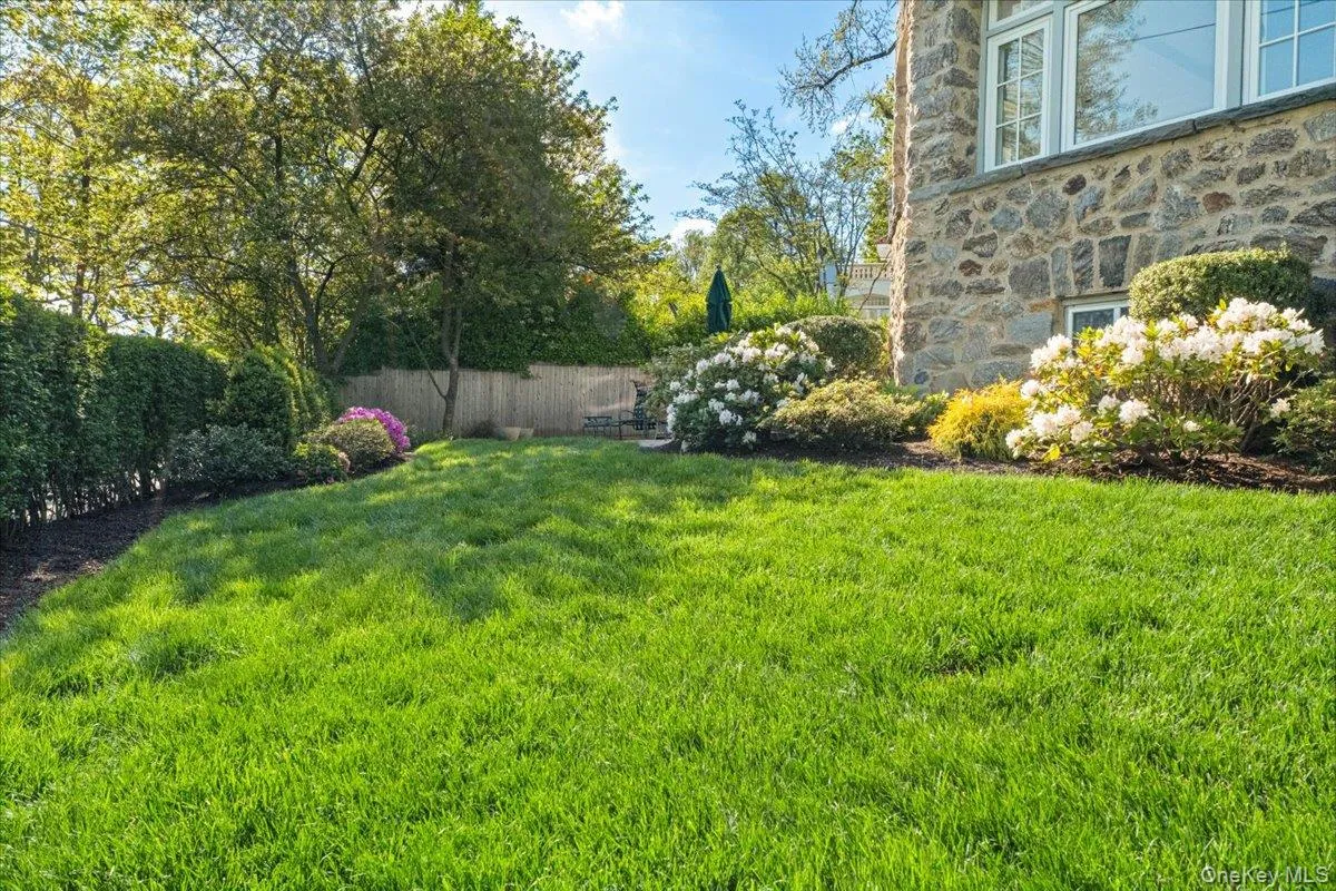 56 Park Avenue, Mamaroneck, NY, 5 Bedrooms Bedrooms, 11 Rooms Rooms,5 BathroomsBathrooms,Residential,For Rent,Park,0,981012 56 Park Avenue, Mamaroneck, NY, 5 Bedrooms Bedrooms, 11 Rooms Rooms,5 BathroomsBathrooms,Residential,For Rent,Park,0,981012