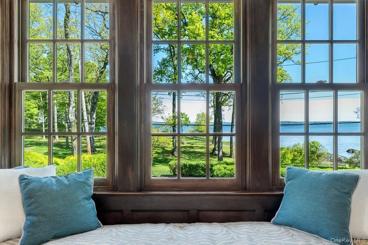 56 Park Avenue, Mamaroneck, NY, 5 Bedrooms Bedrooms, 11 Rooms Rooms,5 BathroomsBathrooms,Residential,For Rent,Park,0,981012 56 Park Avenue, Mamaroneck, NY, 5 Bedrooms Bedrooms, 11 Rooms Rooms,5 BathroomsBathrooms,Residential,For Rent,Park,0,981012