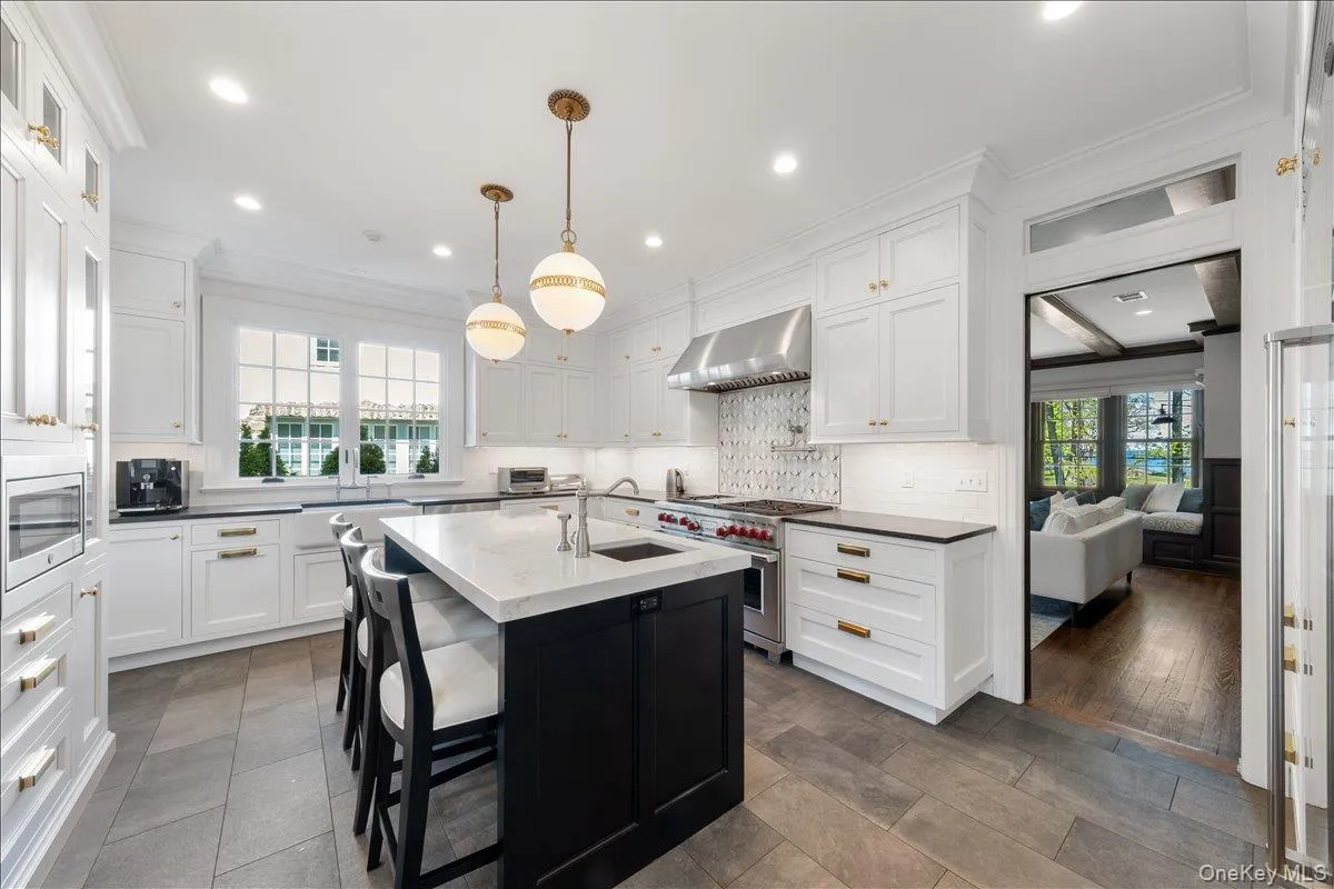 56 Park Avenue, Mamaroneck, NY, 5 Bedrooms Bedrooms, 11 Rooms Rooms,5 BathroomsBathrooms,Residential,For Rent,Park,0,981012 56 Park Avenue, Mamaroneck, NY, 5 Bedrooms Bedrooms, 11 Rooms Rooms,5 BathroomsBathrooms,Residential,For Rent,Park,0,981012