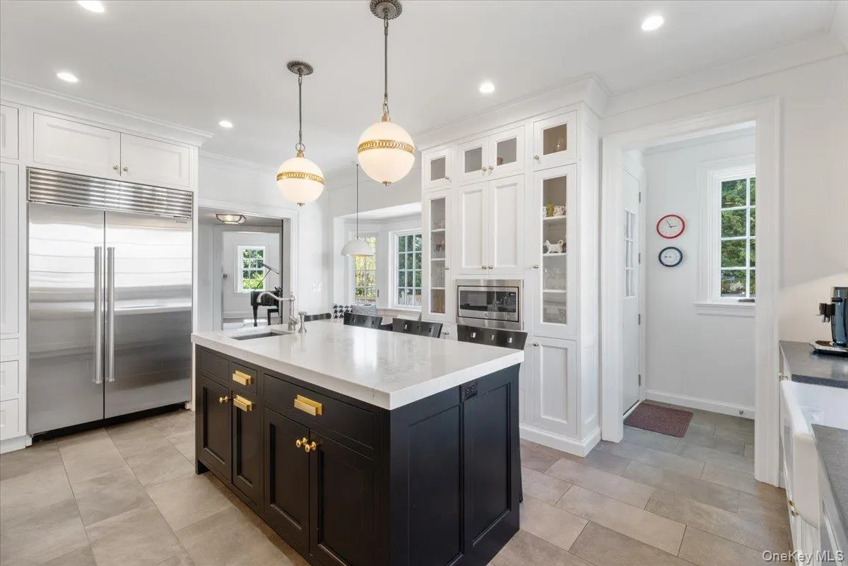 56 Park Avenue, Mamaroneck, NY, 5 Bedrooms Bedrooms, 11 Rooms Rooms,5 BathroomsBathrooms,Residential,For Rent,Park,0,981012 56 Park Avenue, Mamaroneck, NY, 5 Bedrooms Bedrooms, 11 Rooms Rooms,5 BathroomsBathrooms,Residential,For Rent,Park,0,981012