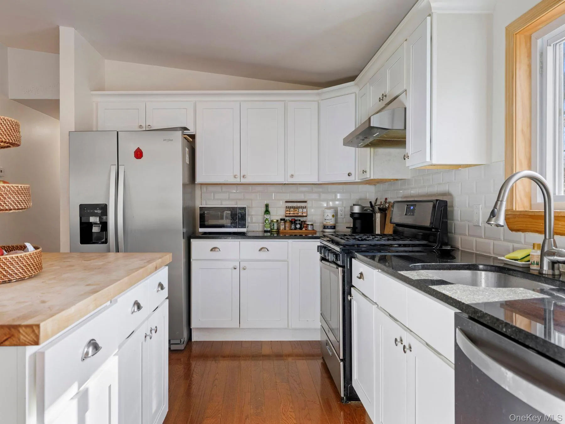 270 Ridgeview Road, Rochester, NY, 3 Bedrooms Bedrooms, 9 Rooms Rooms,3 BathroomsBathrooms,Residential,For Rent,Ridgeview,0,981023 270 Ridgeview Road, Rochester, NY, 3 Bedrooms Bedrooms, 9 Rooms Rooms,3 BathroomsBathrooms,Residential,For Rent,Ridgeview,0,981023