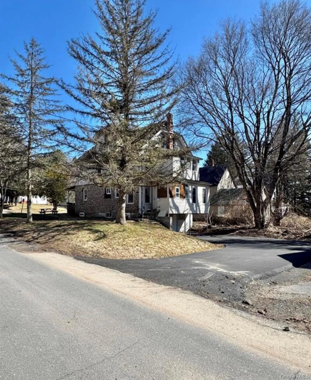 440 Main Street, Liberty, NY, 2 Bedrooms Bedrooms, 4 Rooms Rooms,1 BathroomBathrooms,Residential Lease,For Rent,Main,0,981039 440 Main Street, Liberty, NY, 2 Bedrooms Bedrooms, 4 Rooms Rooms,1 BathroomBathrooms,Residential Lease,For Rent,Main,0,981039