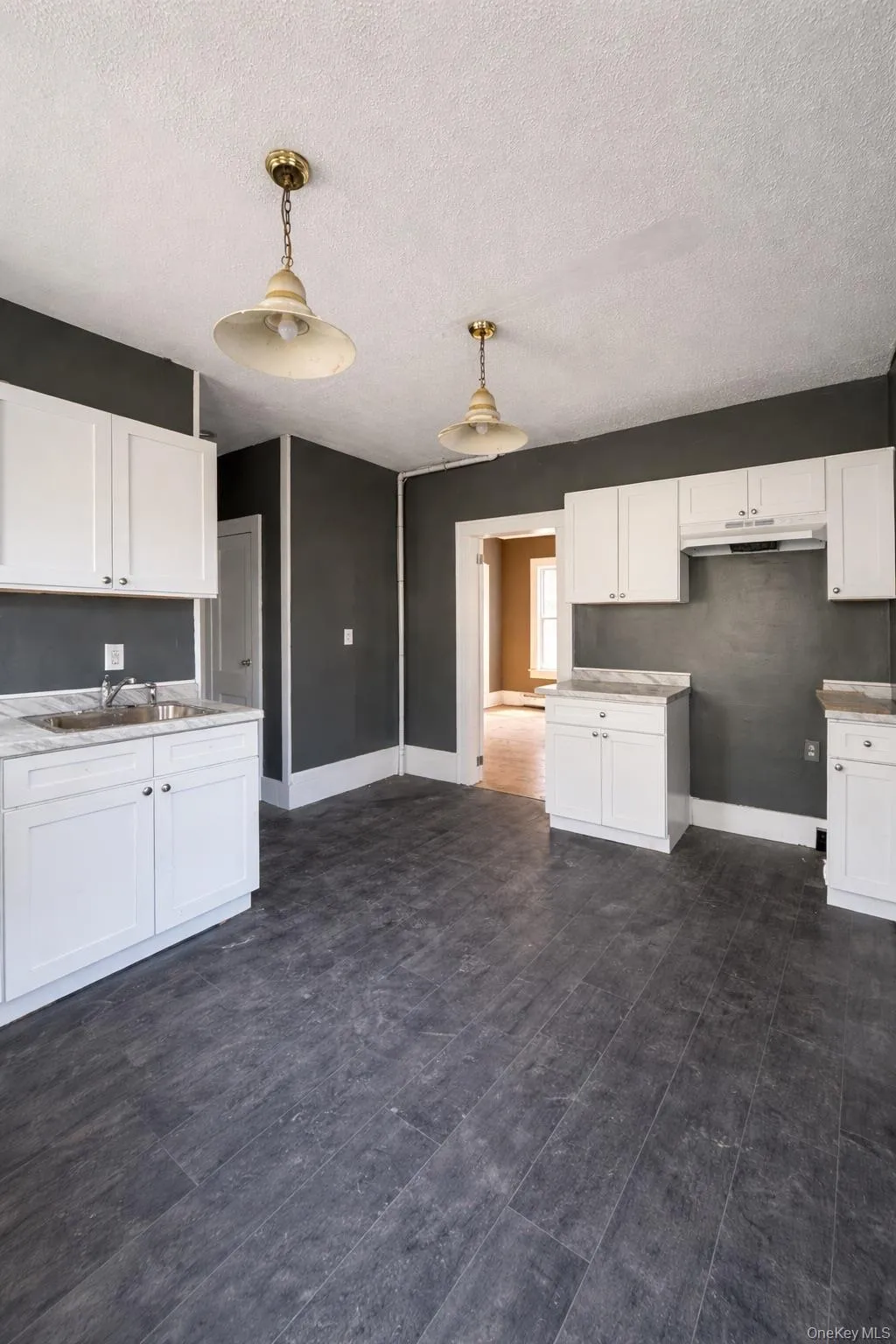 440 Main Street, Liberty, NY, 2 Bedrooms Bedrooms, 4 Rooms Rooms,1 BathroomBathrooms,Residential Lease,For Rent,Main,0,981039 440 Main Street, Liberty, NY, 2 Bedrooms Bedrooms, 4 Rooms Rooms,1 BathroomBathrooms,Residential Lease,For Rent,Main,0,981039