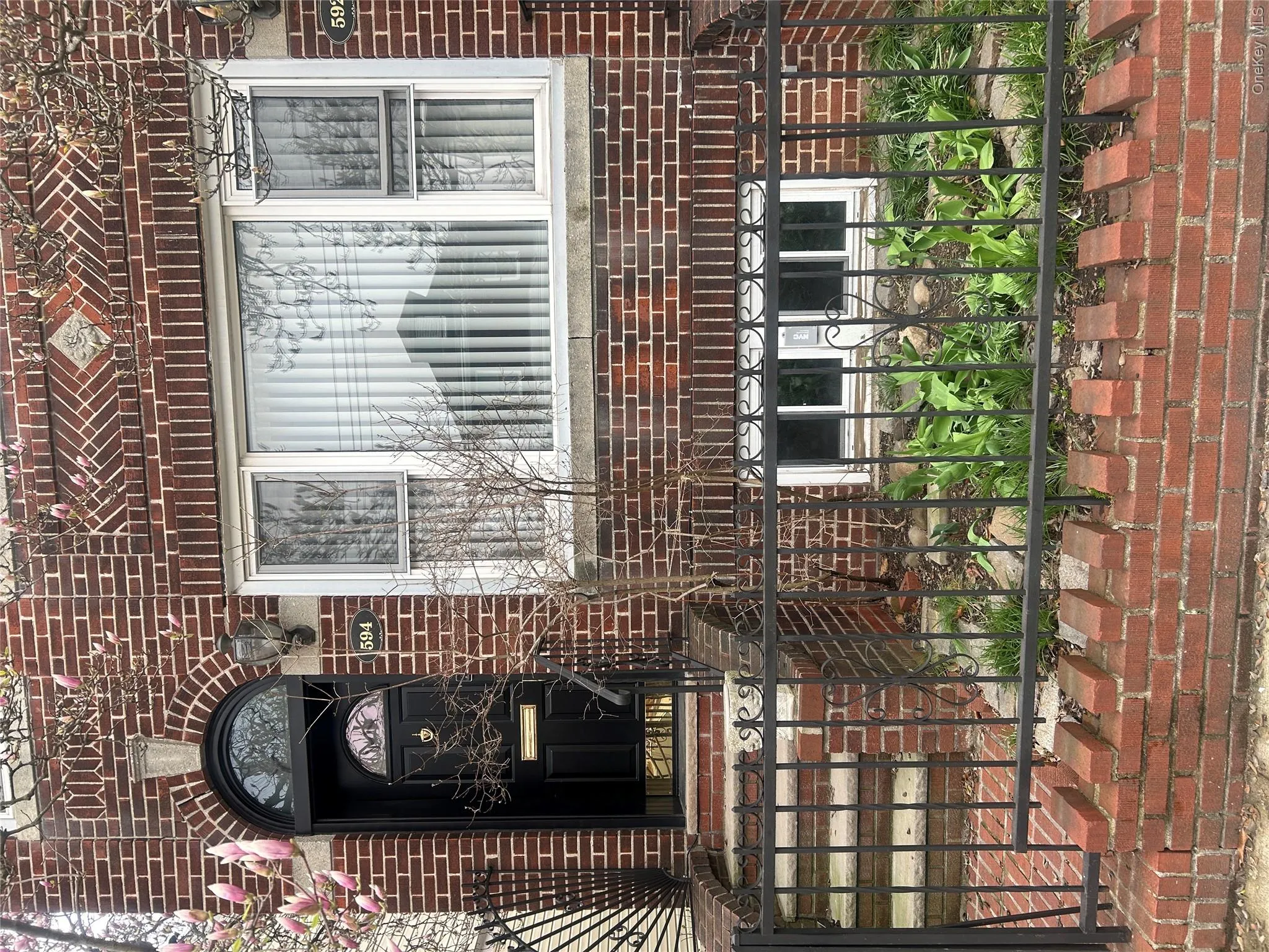 594 East 38th Street, New York, NY, 3 Bedrooms Bedrooms, 7 Rooms Rooms,1 BathroomBathrooms,Residential Lease,For Rent,East 38th Street,0,981053 594 East 38th Street, New York, NY, 3 Bedrooms Bedrooms, 7 Rooms Rooms,1 BathroomBathrooms,Residential Lease,For Rent,East 38th Street,0,981053