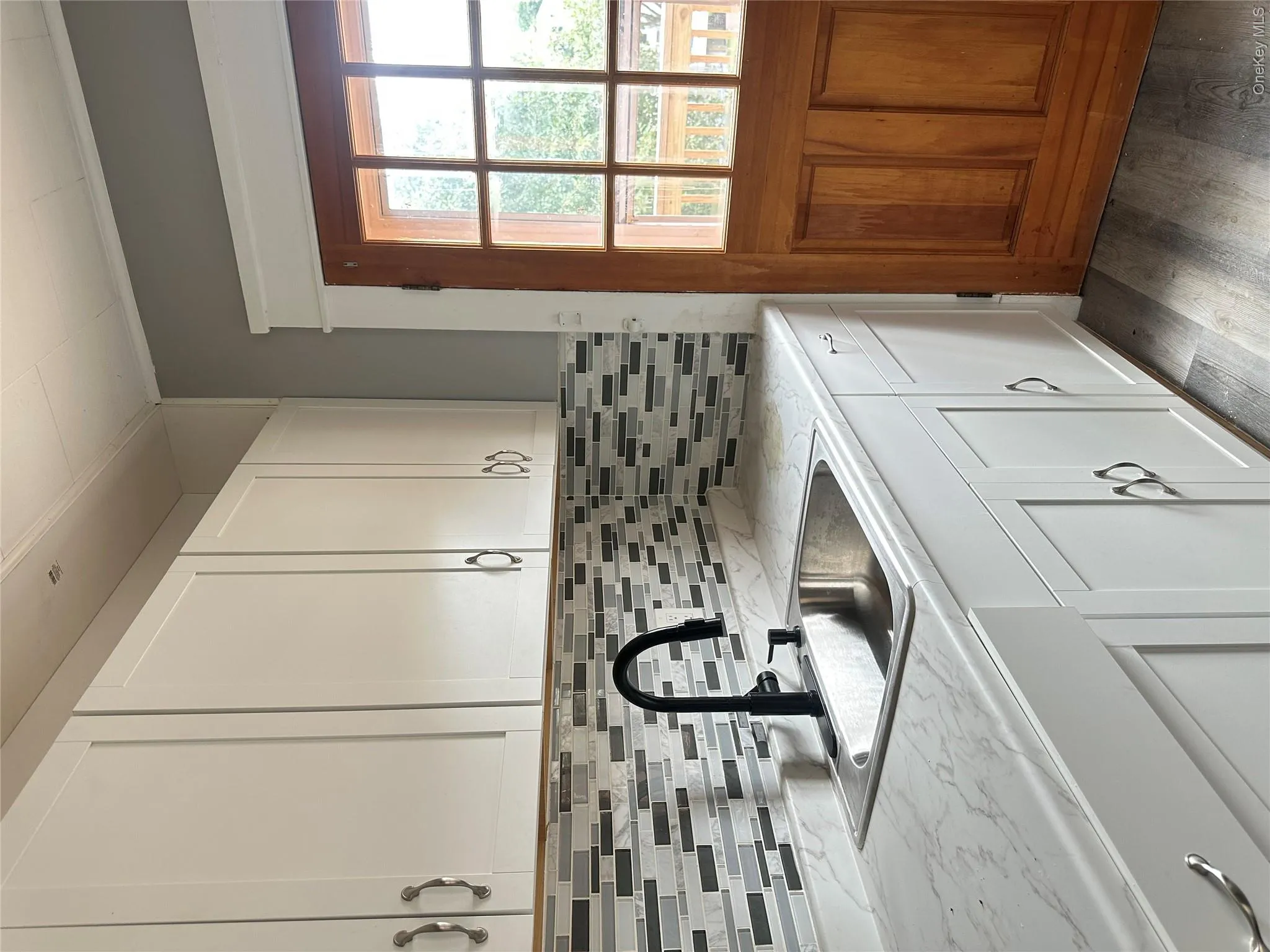 9 Elizabeth Street, Port Jervis, NY, 2 Bedroom Bedrooms, 4 Room Rooms,1 BathroomBathrooms,Residential Lease,For Rent,Elizabeth,0,981054 9 Elizabeth Street, Port Jervis, NY, 2 Bedroom Bedrooms, 4 Room Rooms,1 BathroomBathrooms,Residential Lease,For Rent,Elizabeth,0,981054