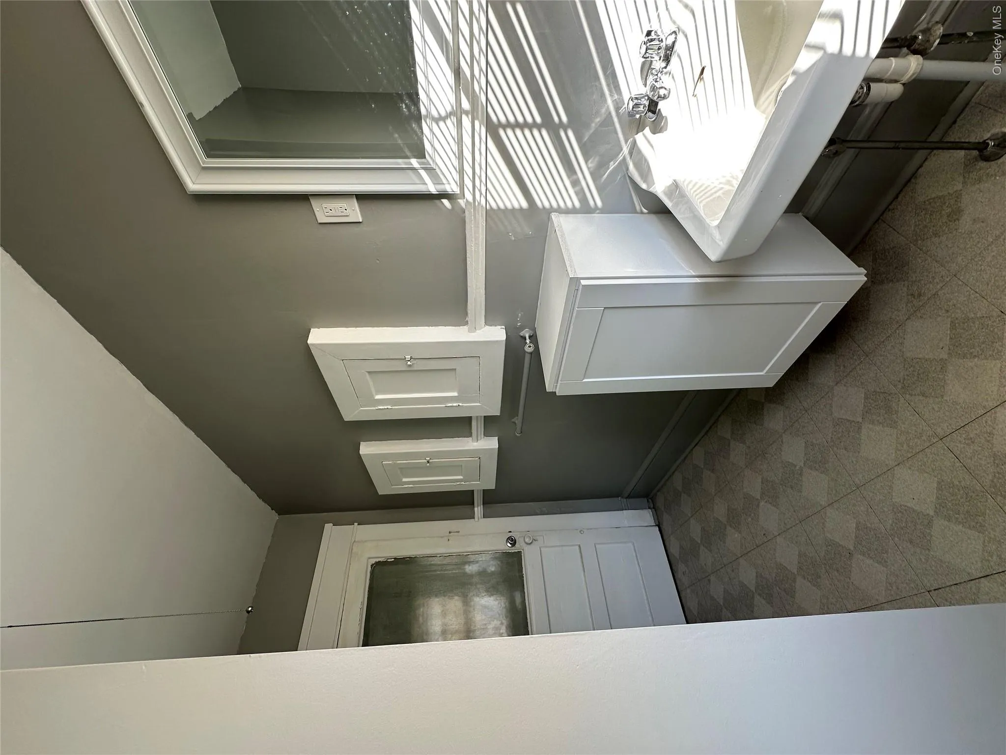 9 Elizabeth Street, Port Jervis, NY, 2 Bedroom Bedrooms, 4 Room Rooms,1 BathroomBathrooms,Residential Lease,For Rent,Elizabeth,0,981054 9 Elizabeth Street, Port Jervis, NY, 2 Bedroom Bedrooms, 4 Room Rooms,1 BathroomBathrooms,Residential Lease,For Rent,Elizabeth,0,981054