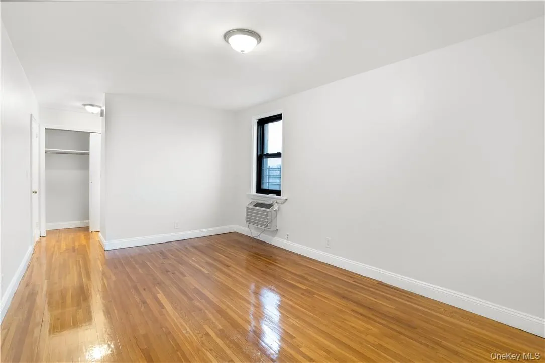 411 Bronx River Road, Yonkers, NY, 2 Bedrooms Bedrooms, 5 Rooms Rooms,2 BathroomsBathrooms,Residential Lease,For Rent,Bronx River,0,981062 411 Bronx River Road, Yonkers, NY, 2 Bedrooms Bedrooms, 5 Rooms Rooms,2 BathroomsBathrooms,Residential Lease,For Rent,Bronx River,0,981062