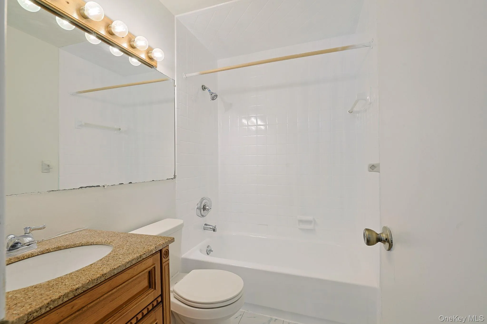 25 Pierces Road, Newburgh (city), NY, 3 Bedrooms Bedrooms, 5 Rooms Rooms,2 BathroomsBathrooms,Residential Lease,For Rent,Pierces,0,981077 25 Pierces Road, Newburgh (city), NY, 3 Bedrooms Bedrooms, 5 Rooms Rooms,2 BathroomsBathrooms,Residential Lease,For Rent,Pierces,0,981077