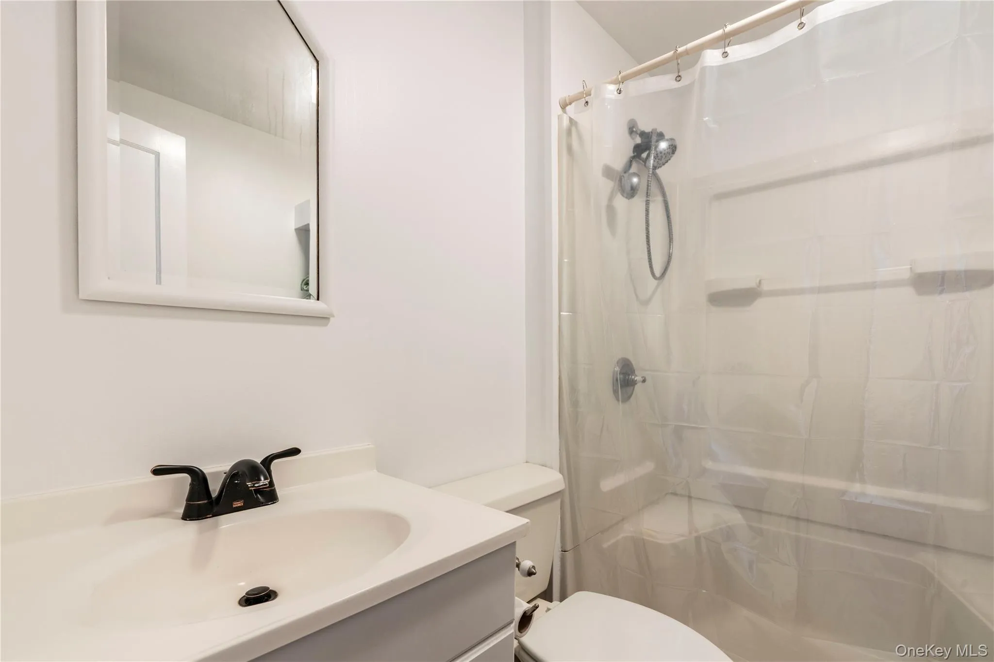 Off Bedroom and Office Off Bedroom and Office