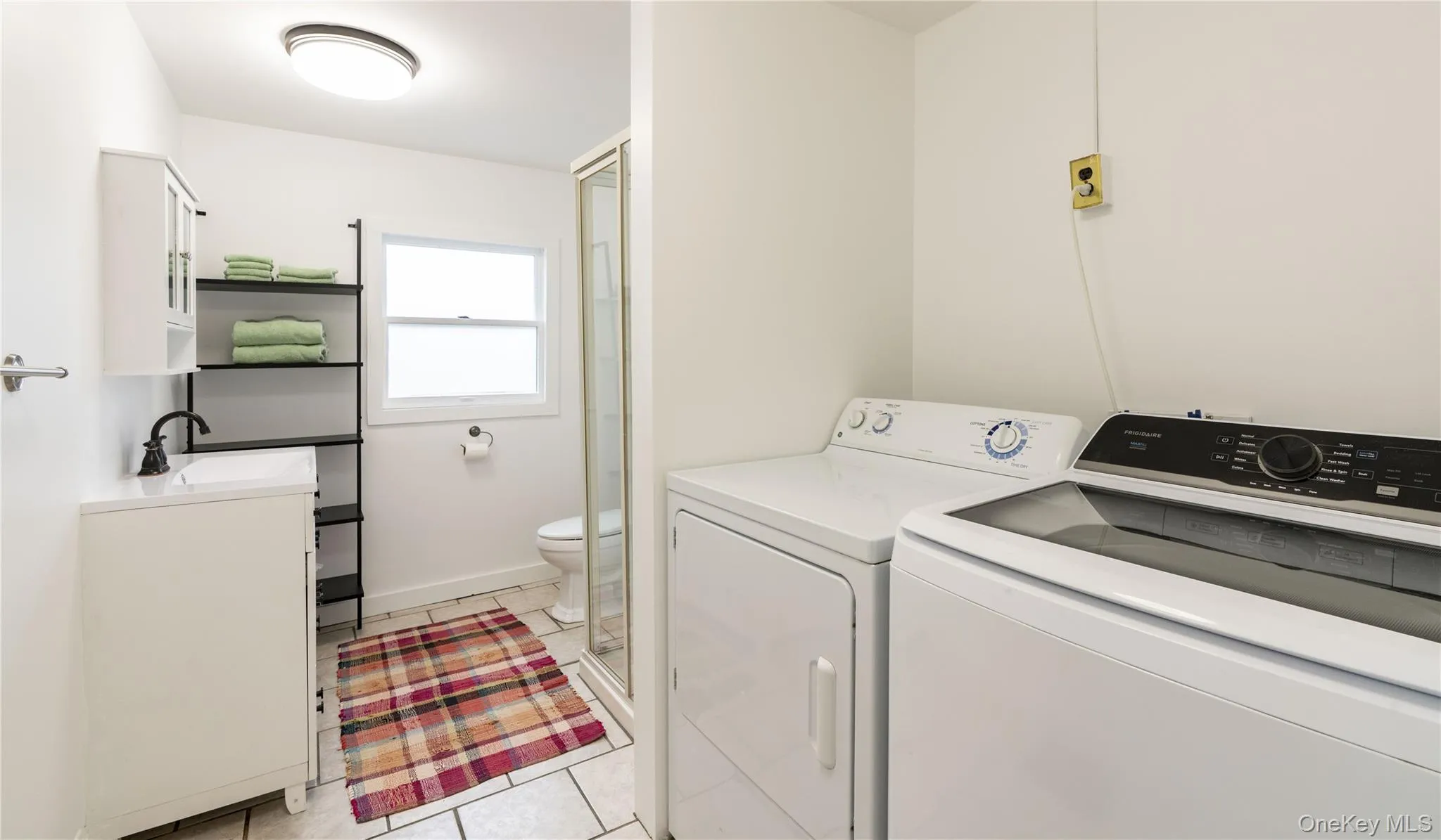 Off Kitchen also a Laundry Off Kitchen also a Laundry