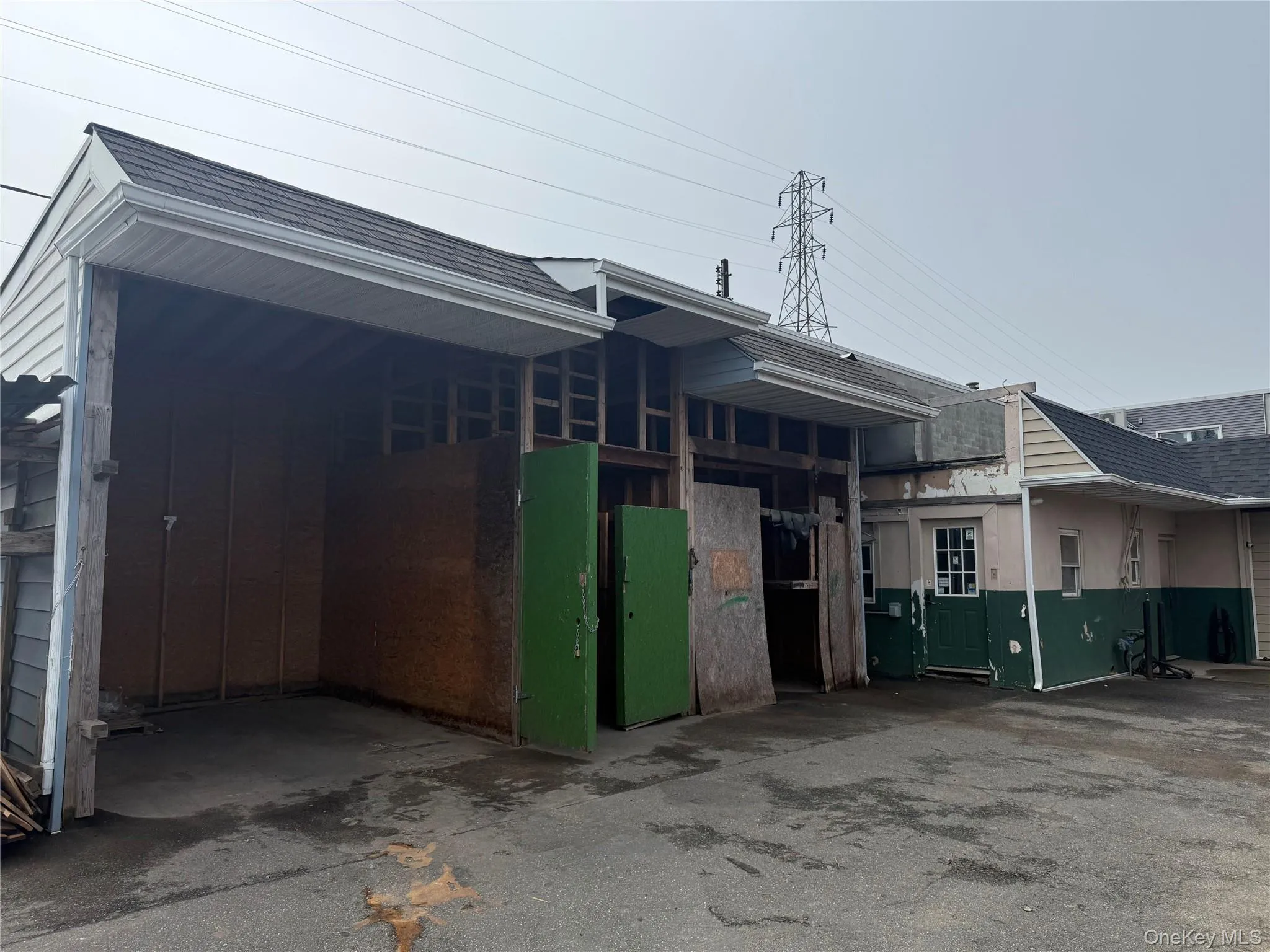 11 Wheelock Avenue, Hempstead, NY, ,Commercial Lease,For Rent,Wheelock,0,981082 11 Wheelock Avenue, Hempstead, NY, ,Commercial Lease,For Rent,Wheelock,0,981082