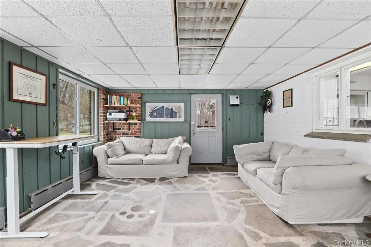 6 Annarock Drive, Somers, NY, 6 Bedrooms Bedrooms, 10 Rooms Rooms,4 BathroomsBathrooms,Residential,For Rent,Annarock,0,981087 6 Annarock Drive, Somers, NY, 6 Bedrooms Bedrooms, 10 Rooms Rooms,4 BathroomsBathrooms,Residential,For Rent,Annarock,0,981087