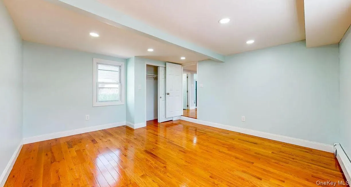 132 Shaw Avenue, Hempstead, NY, 2 Bedrooms Bedrooms, 5 Rooms Rooms,1 BathroomBathrooms,Residential Lease,For Rent,Shaw,0,981115 132 Shaw Avenue, Hempstead, NY, 2 Bedrooms Bedrooms, 5 Rooms Rooms,1 BathroomBathrooms,Residential Lease,For Rent,Shaw,0,981115