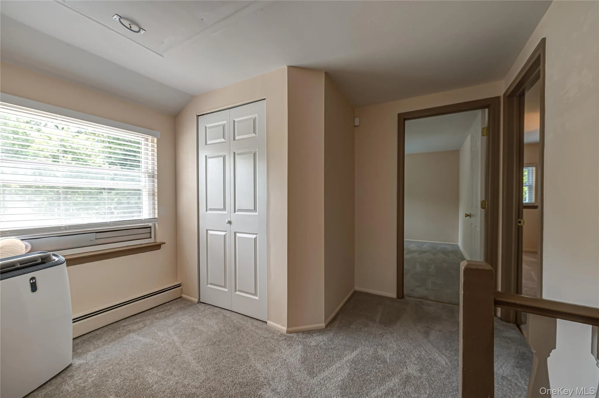 16 Sussex Lane, Smithtown, NY, 4 Bedrooms Bedrooms, 9 Rooms Rooms,3 BathroomsBathrooms,Residential,For Rent,Sussex,0,981117 16 Sussex Lane, Smithtown, NY, 4 Bedrooms Bedrooms, 9 Rooms Rooms,3 BathroomsBathrooms,Residential,For Rent,Sussex,0,981117