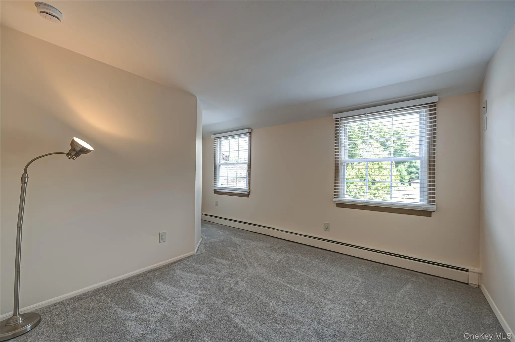 16 Sussex Lane, Smithtown, NY, 4 Bedrooms Bedrooms, 9 Rooms Rooms,3 BathroomsBathrooms,Residential,For Rent,Sussex,0,981117 16 Sussex Lane, Smithtown, NY, 4 Bedrooms Bedrooms, 9 Rooms Rooms,3 BathroomsBathrooms,Residential,For Rent,Sussex,0,981117
