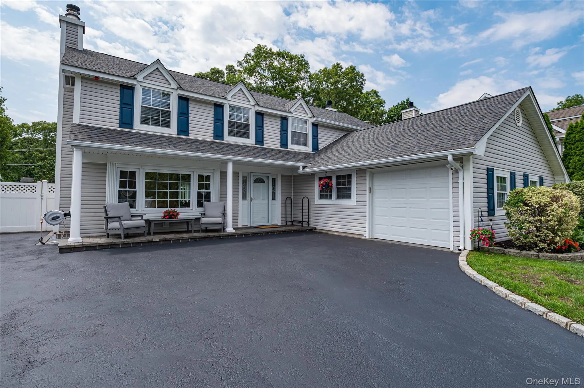 16 Sussex Lane, Smithtown, NY, 4 Bedrooms Bedrooms, 9 Rooms Rooms,3 BathroomsBathrooms,Residential,For Rent,Sussex,0,981117 16 Sussex Lane, Smithtown, NY, 4 Bedrooms Bedrooms, 9 Rooms Rooms,3 BathroomsBathrooms,Residential,For Rent,Sussex,0,981117