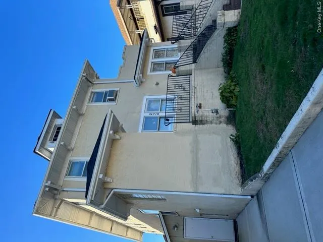234 Market Street, Long Beach, NY, 2 Bedrooms Bedrooms, 6 Rooms Rooms,1 BathroomBathrooms,Residential Lease,For Rent,Market,0,981139 234 Market Street, Long Beach, NY, 2 Bedrooms Bedrooms, 6 Rooms Rooms,1 BathroomBathrooms,Residential Lease,For Rent,Market,0,981139