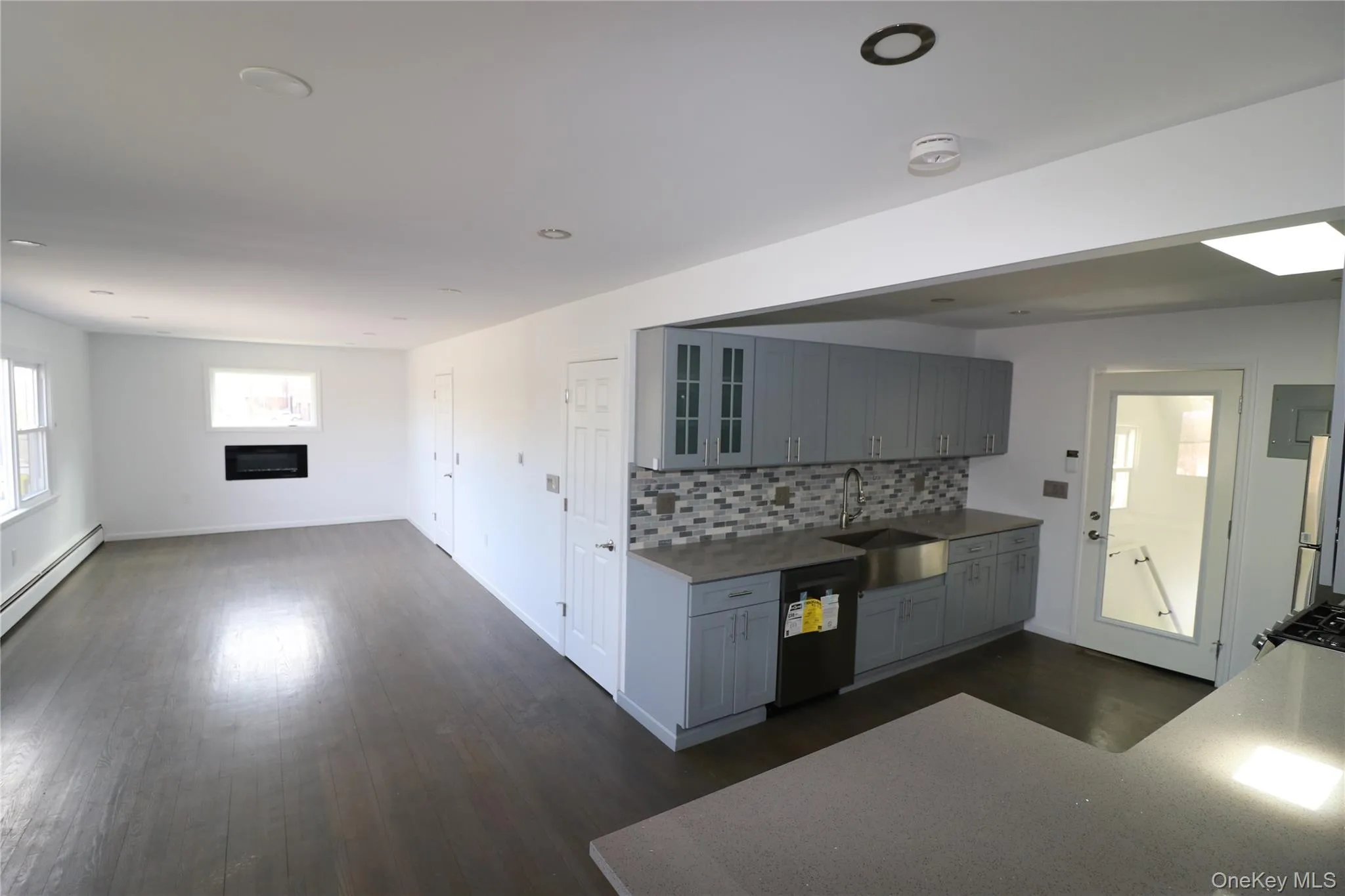 153 Route 9W, Haverstraw, NY, 2 Bedrooms Bedrooms, 4 Rooms Rooms,1 BathroomBathrooms,Residential Lease,For Rent,Route 9W,0,981164 153 Route 9W, Haverstraw, NY, 2 Bedrooms Bedrooms, 4 Rooms Rooms,1 BathroomBathrooms,Residential Lease,For Rent,Route 9W,0,981164