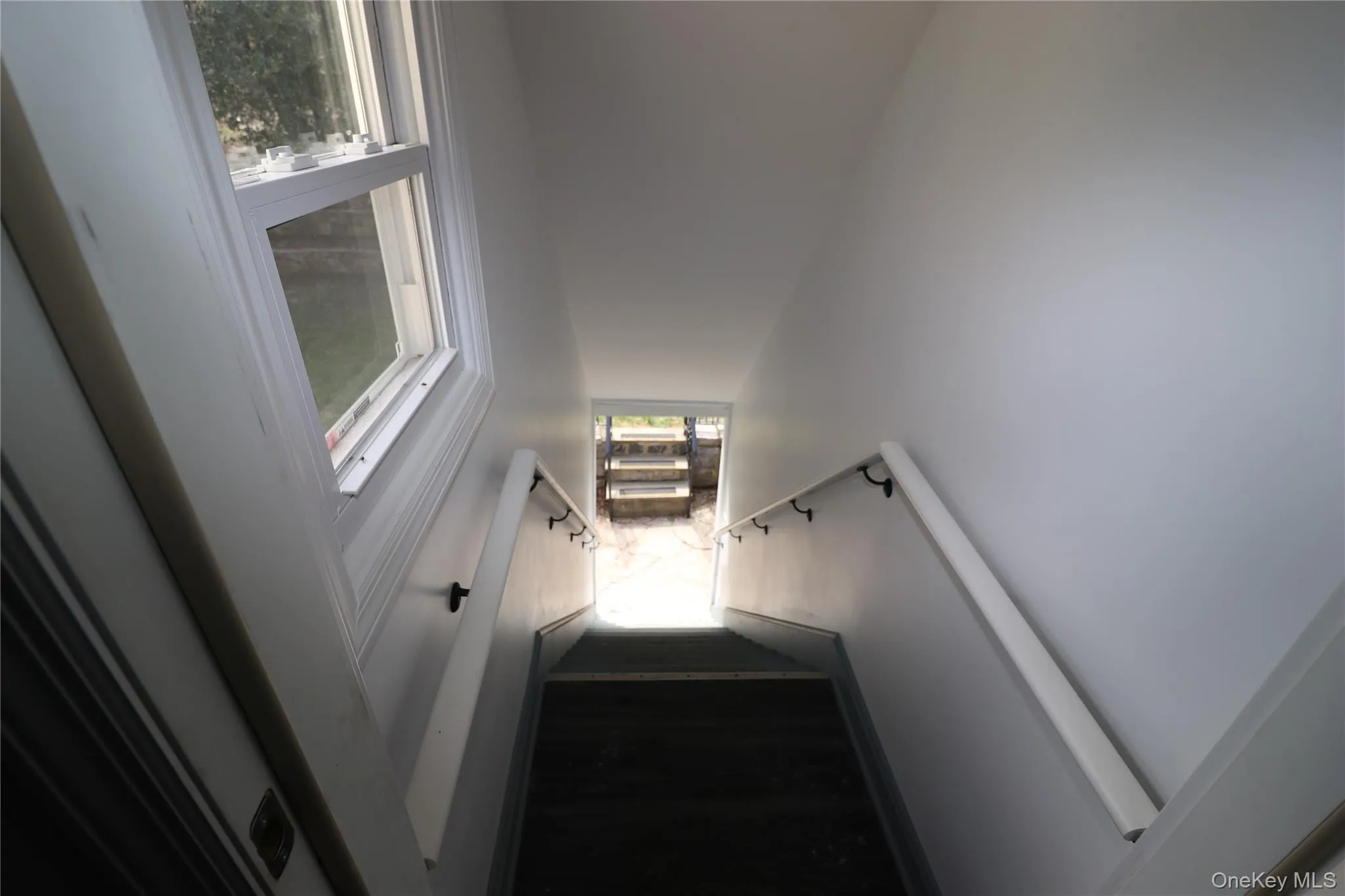 153 Route 9W, Haverstraw, NY, 2 Bedrooms Bedrooms, 4 Rooms Rooms,1 BathroomBathrooms,Residential Lease,For Rent,Route 9W,0,981164 153 Route 9W, Haverstraw, NY, 2 Bedrooms Bedrooms, 4 Rooms Rooms,1 BathroomBathrooms,Residential Lease,For Rent,Route 9W,0,981164