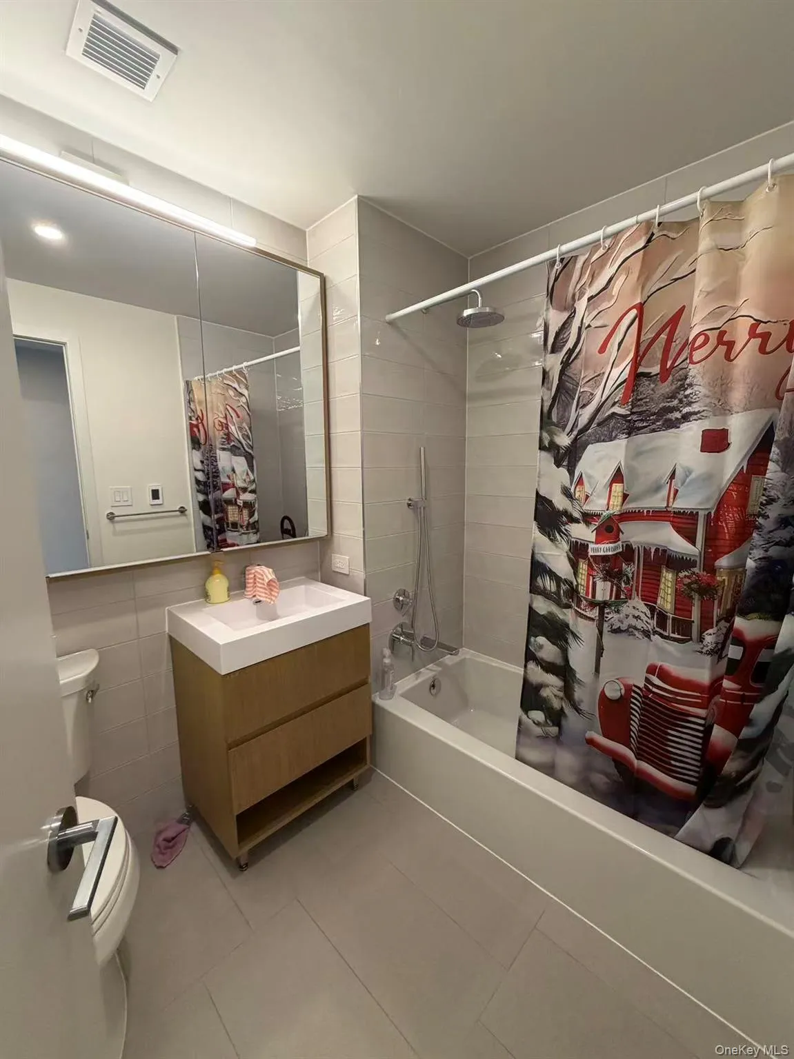 131-02B 40th Road, New York, NY, 1 Bedroom Bedrooms, 3 Rooms Rooms,1 BathroomBathrooms,Residential Lease,For Rent,40th,0,981182 131-02B 40th Road, New York, NY, 1 Bedroom Bedrooms, 3 Rooms Rooms,1 BathroomBathrooms,Residential Lease,For Rent,40th,0,981182